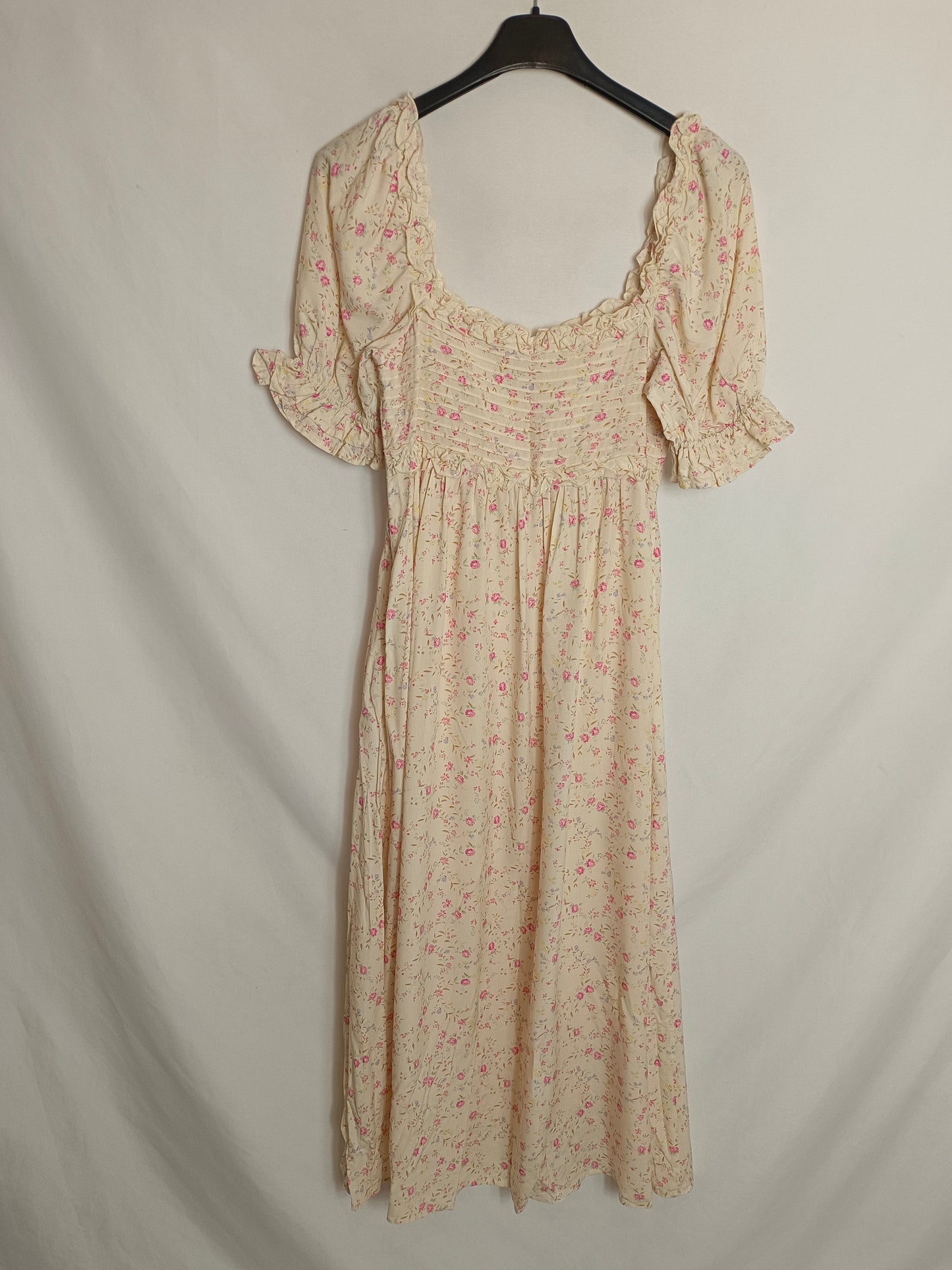 AUGUSTE. Beige floral dress, size 32