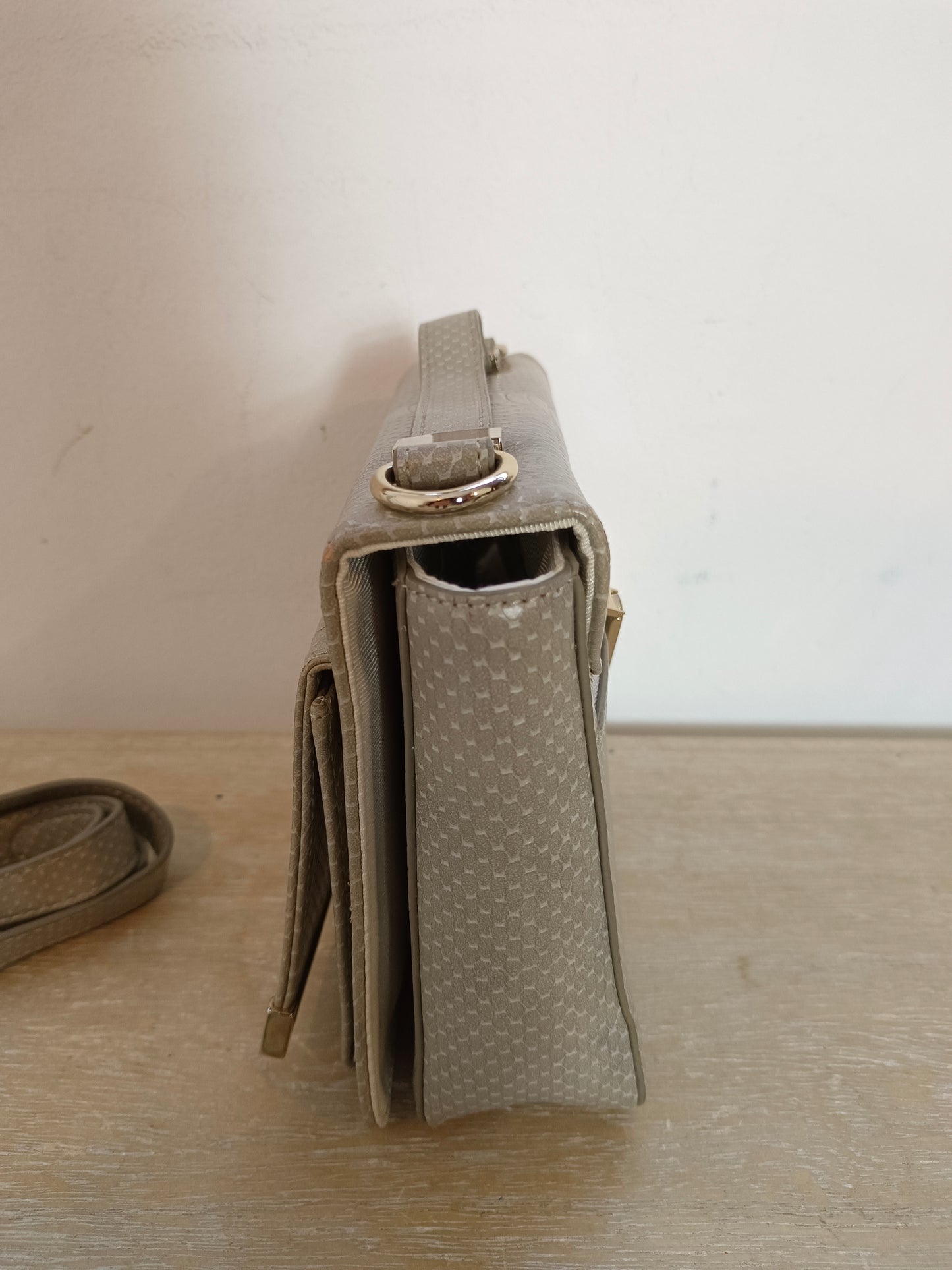 FRENCH CONNECTION. Grey faux leather bag