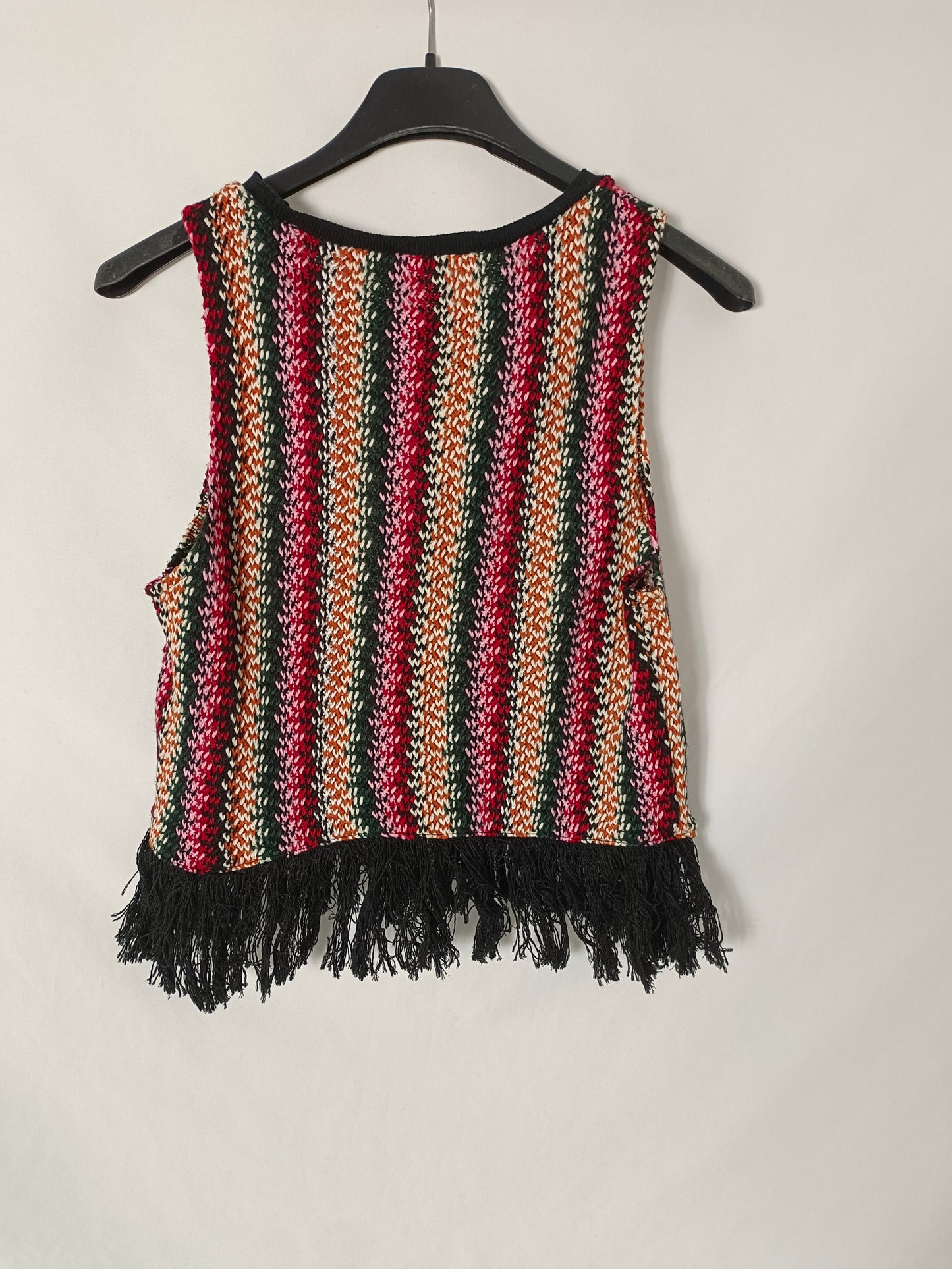 ZARA. Top punto flecos T.s