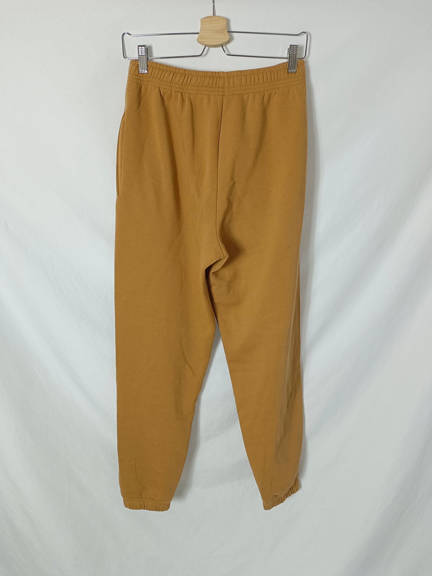 LEGER. Pantalón camel casual confort T.38