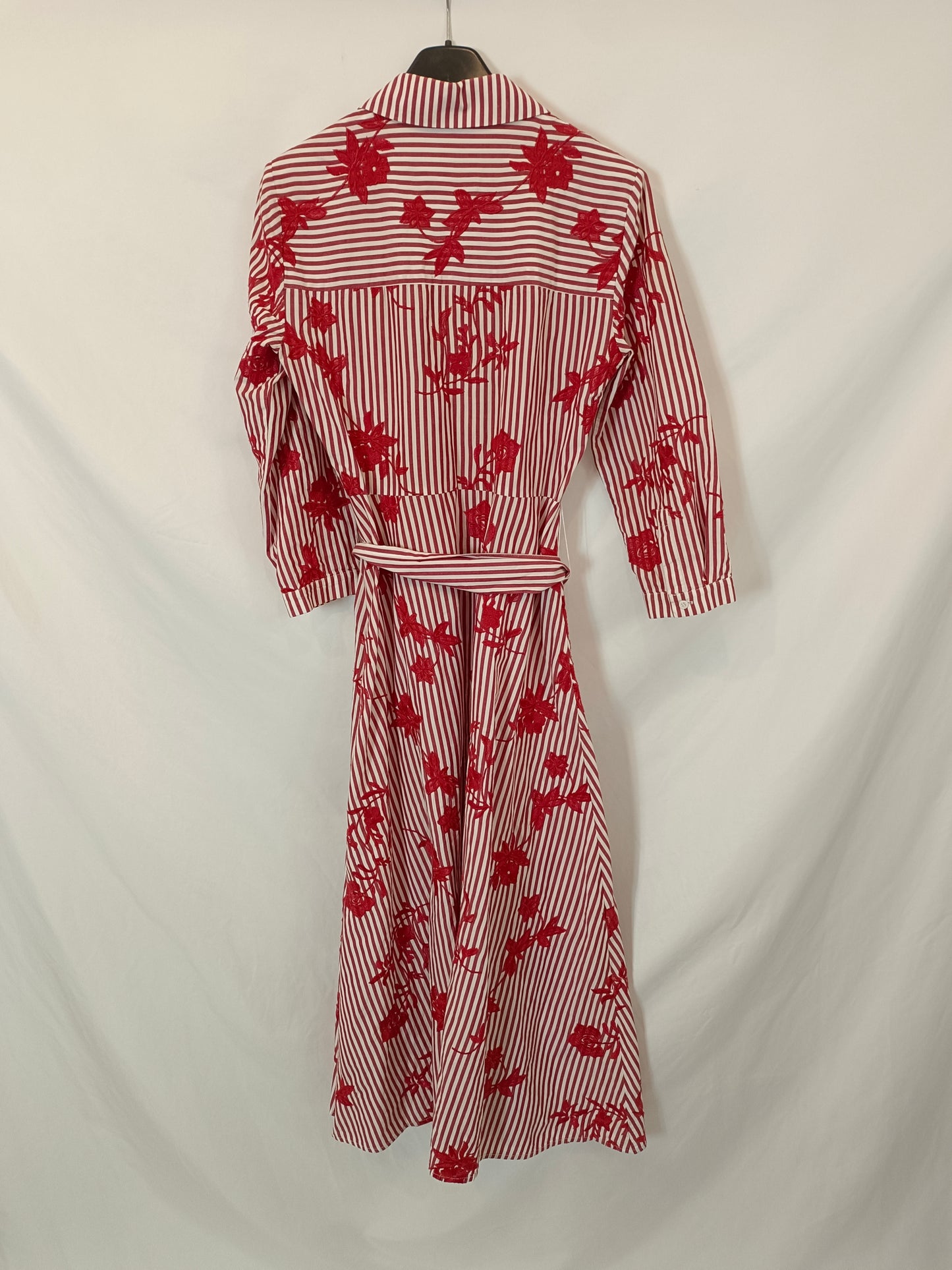 ZARA. Vestido camisero bordado T.xs