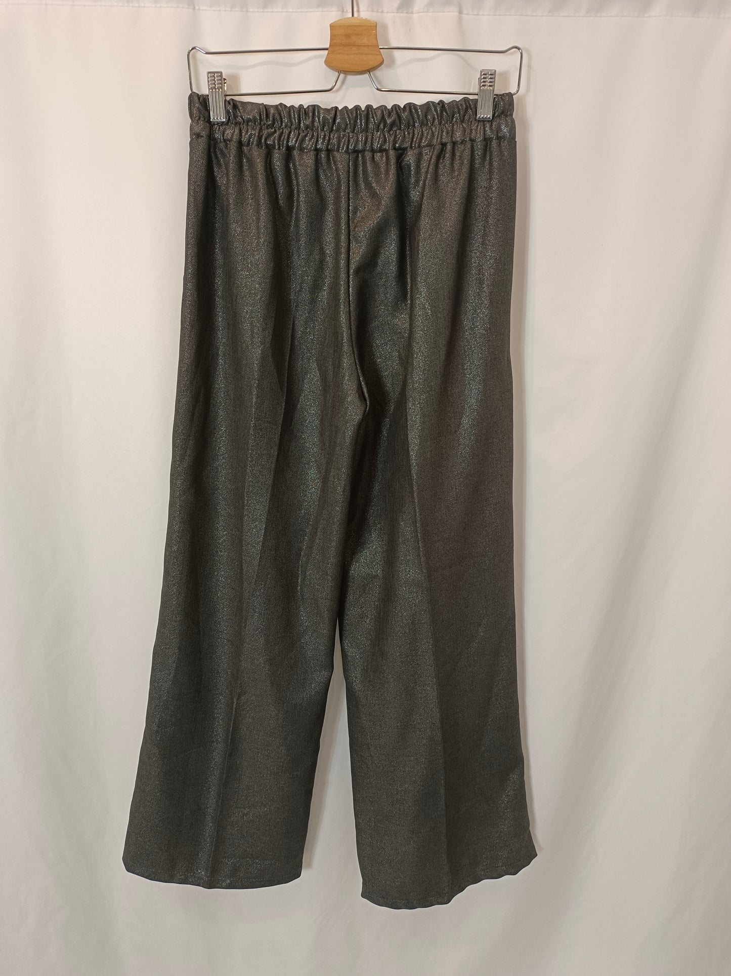 AMEÉ. Pantalón gris hilos T.l