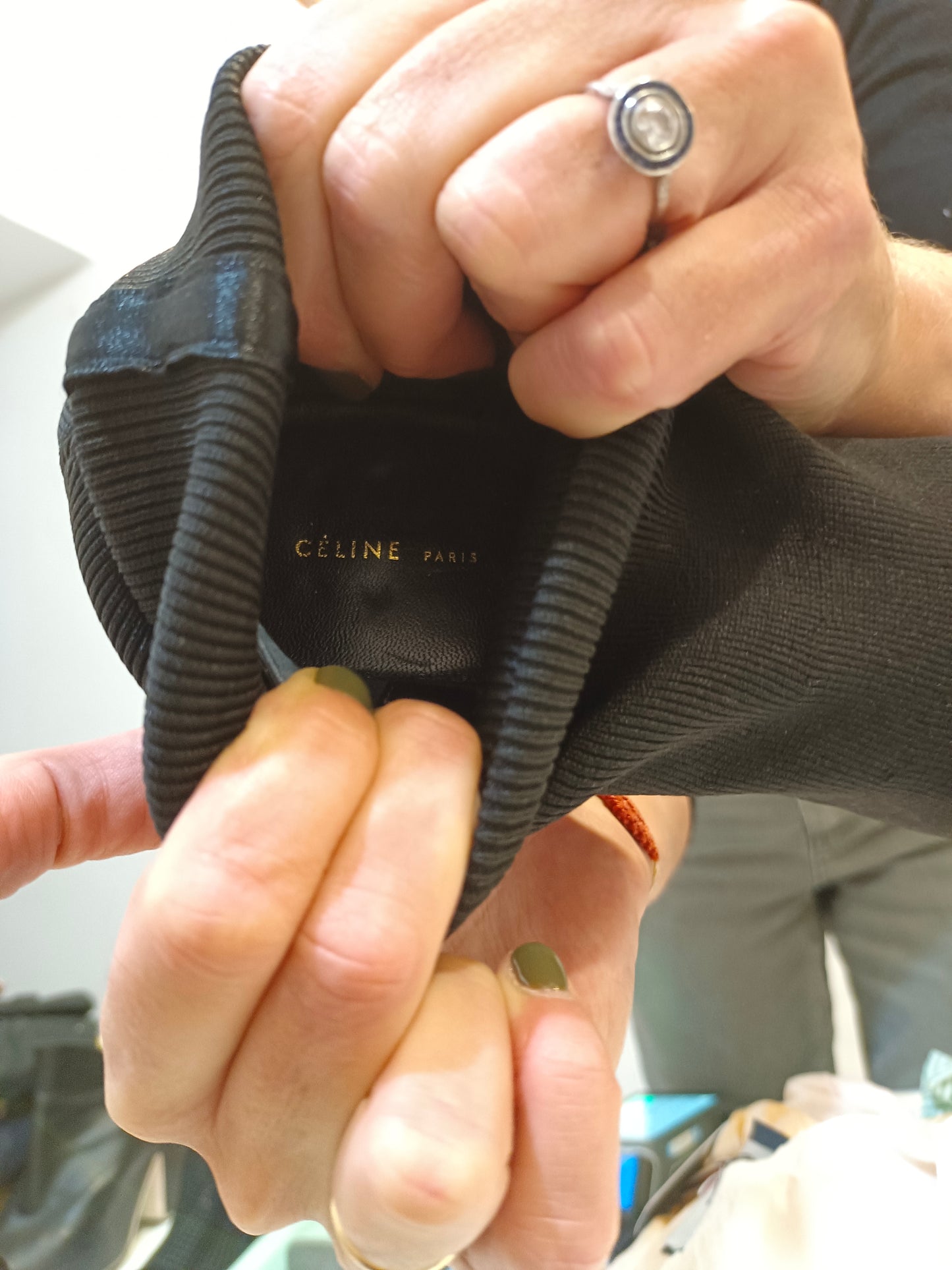 CELINE. Botines efecto calcentÍn. T 39