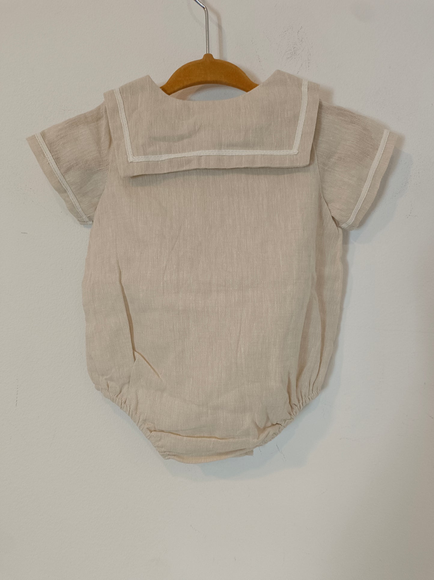 GOCCO. Ranita beige con lino T.3-6 meses