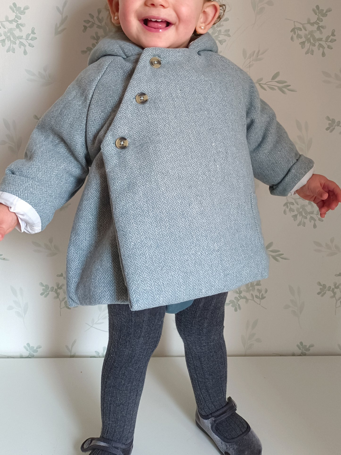 GOCCO. Abrigo azul espiga cruzado. T 9-12 meses