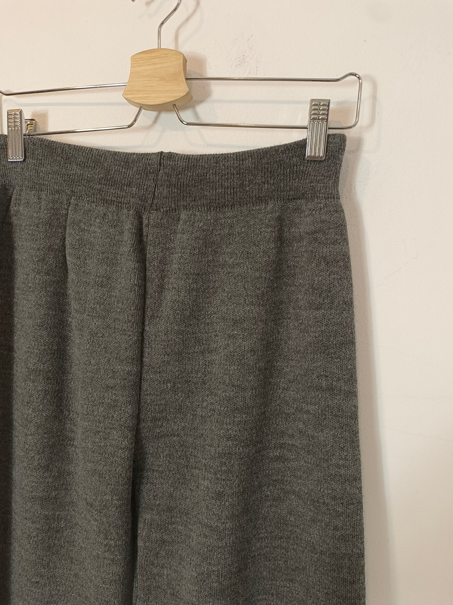 N DE NUBE. Total look gris punto T.xs/s