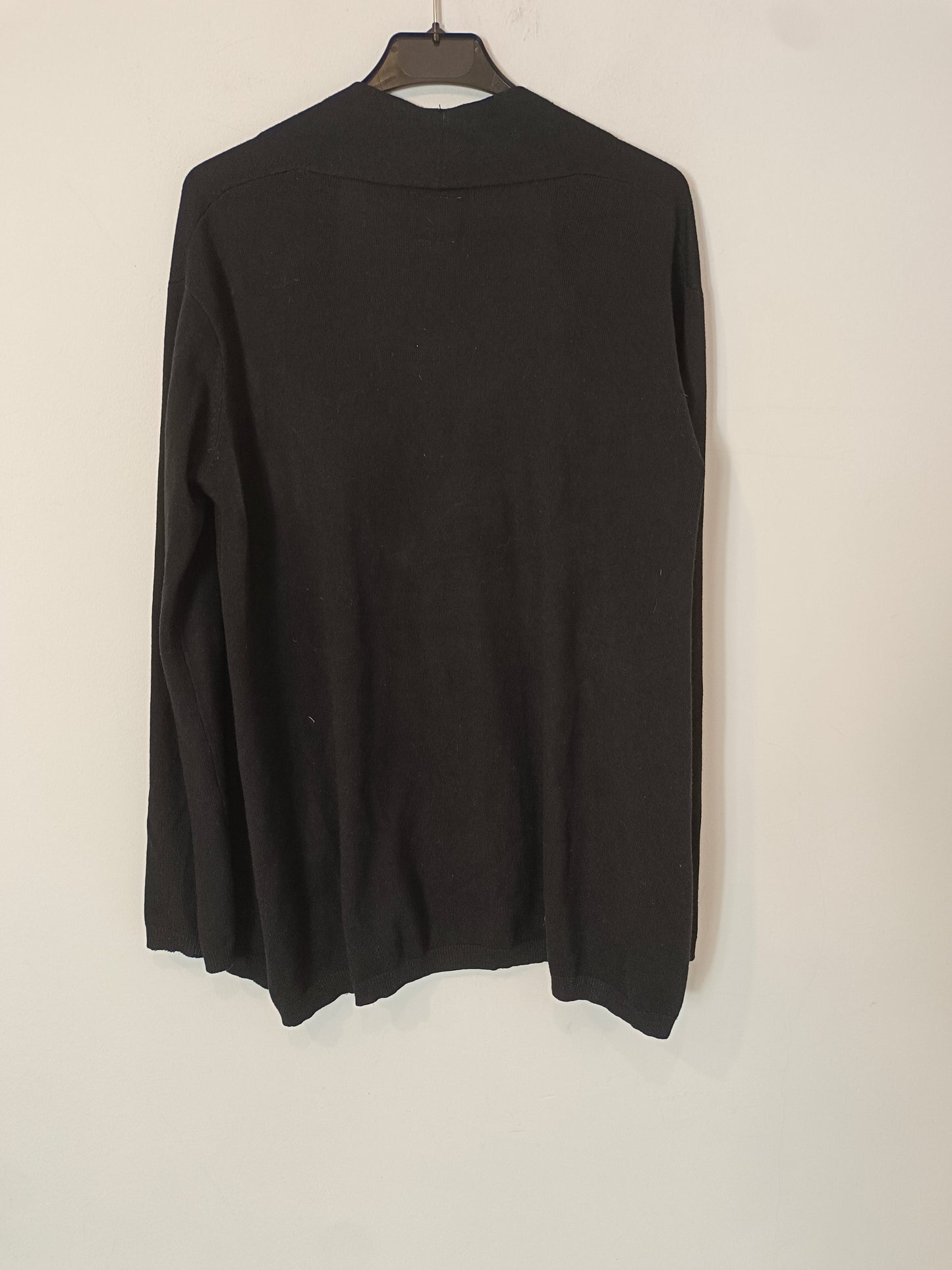 PULL&BEAR. Tm thin black cardigan