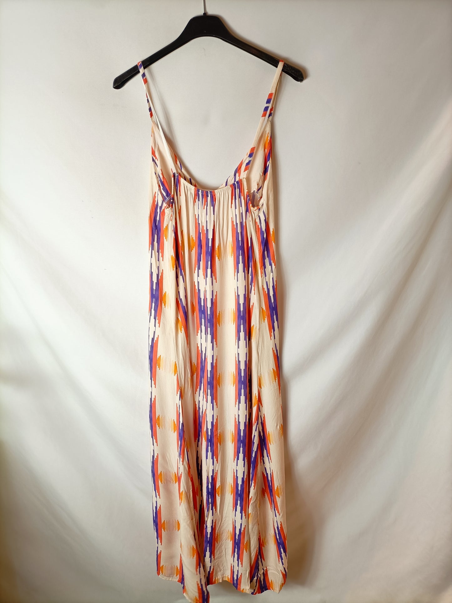 MONOSQUI. Mono beige colores T.m