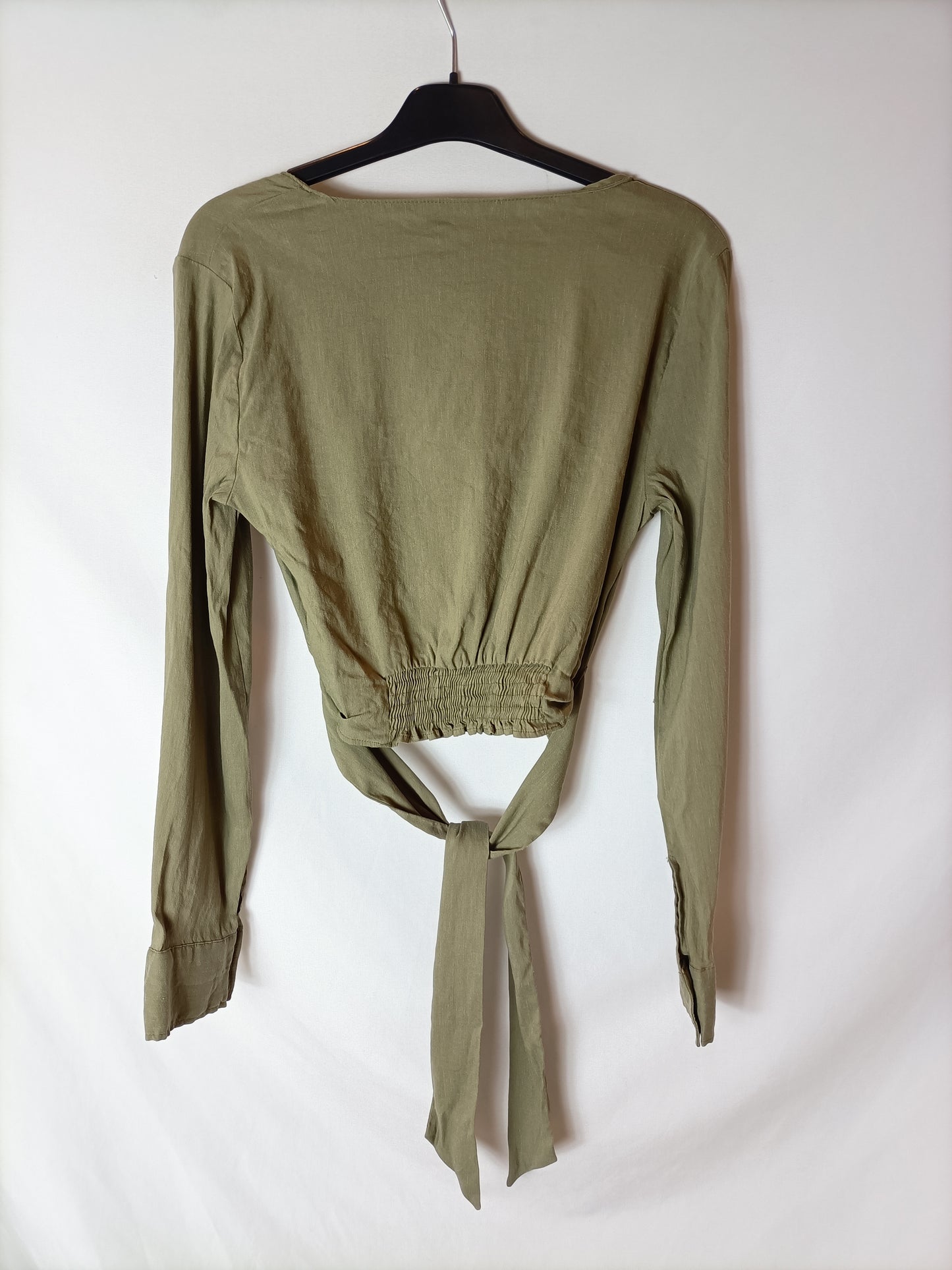 ZARA. Top verde manga larga lazada. T XS