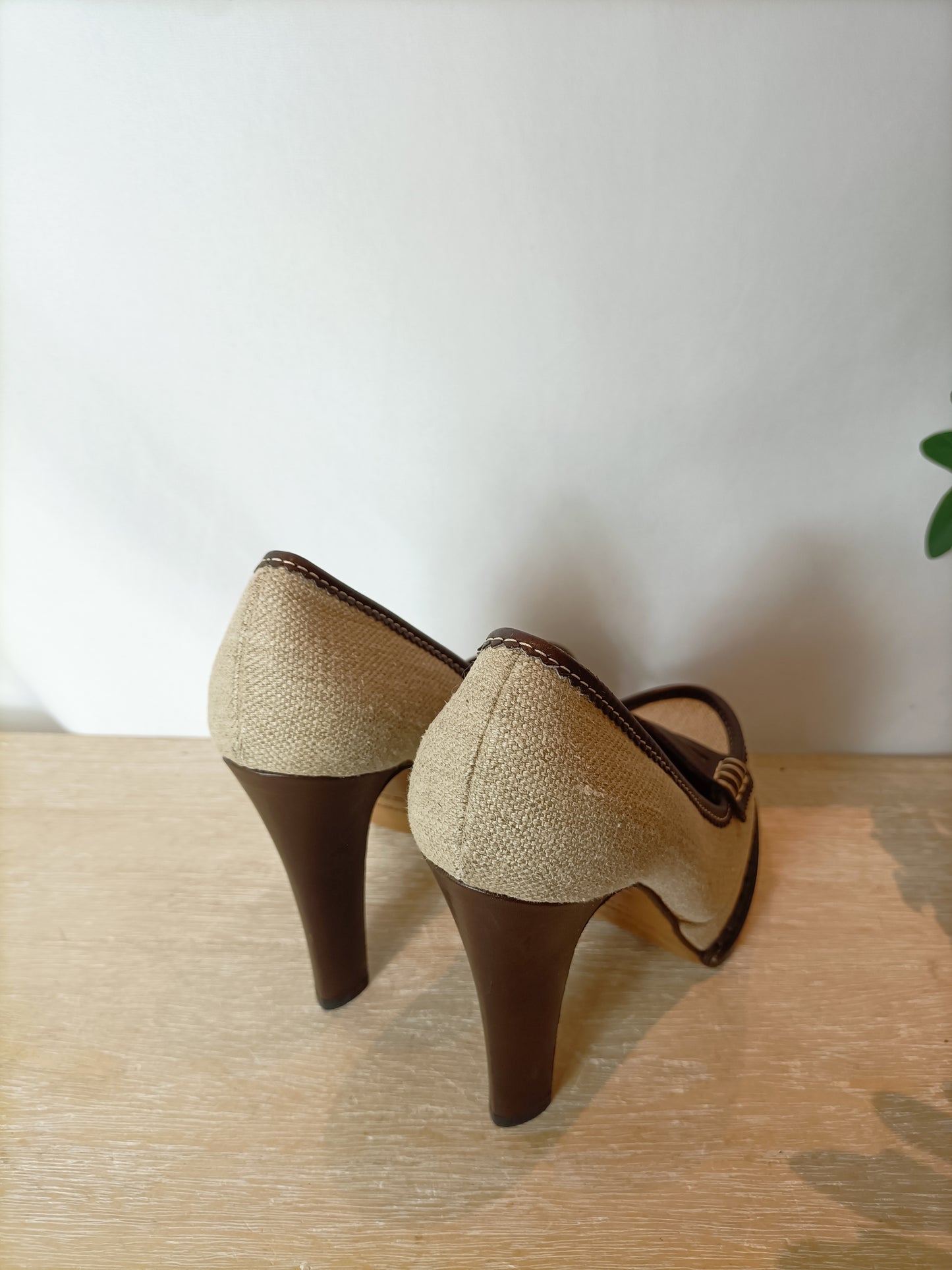 SAINT LAURENT. Moccasin-effect platform heels. Size 36