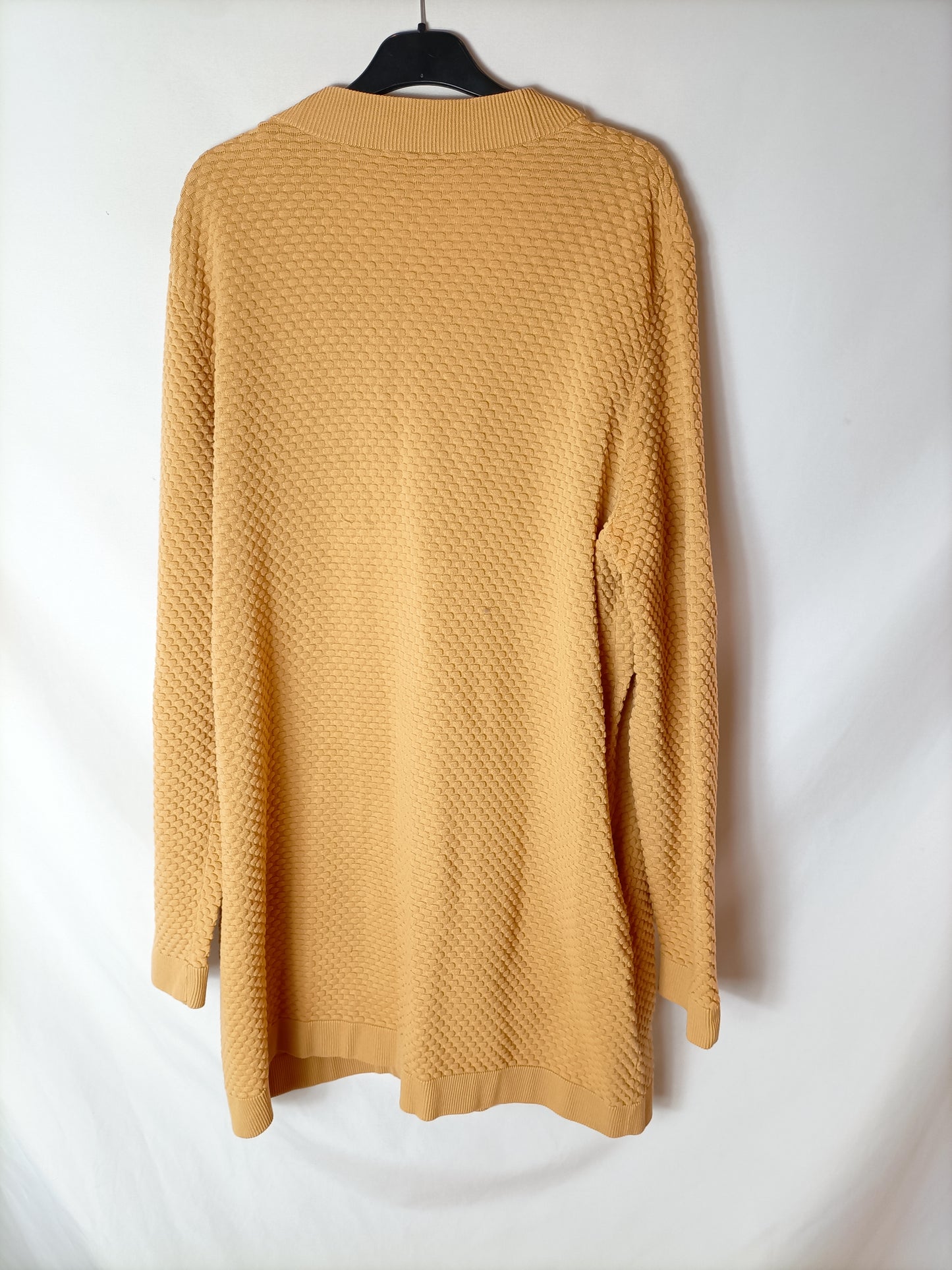 COS. Cárdigan largo textura mostaza. T L