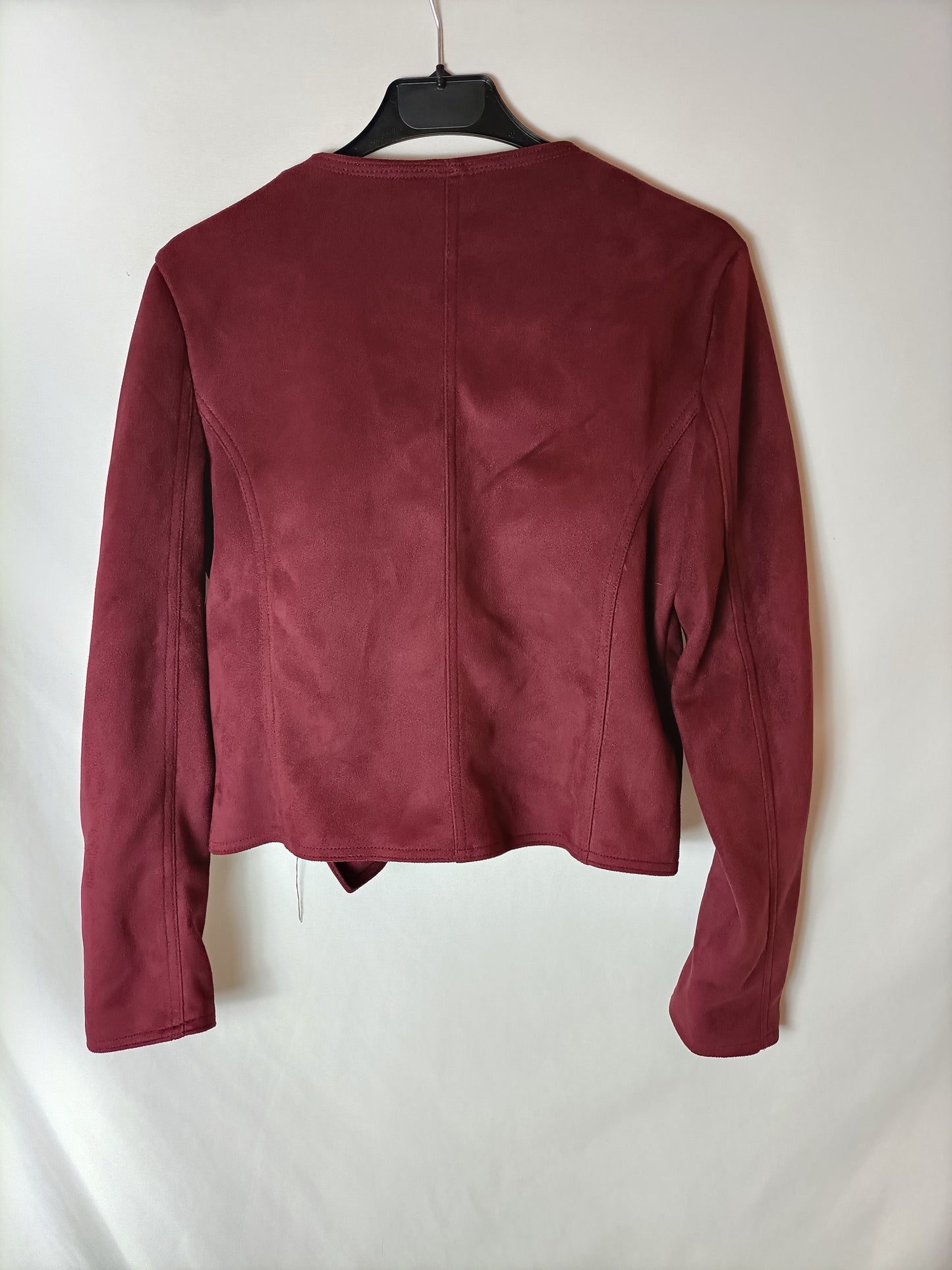 STRADIVARIUS. Chaqueta antelina burdeos T.m