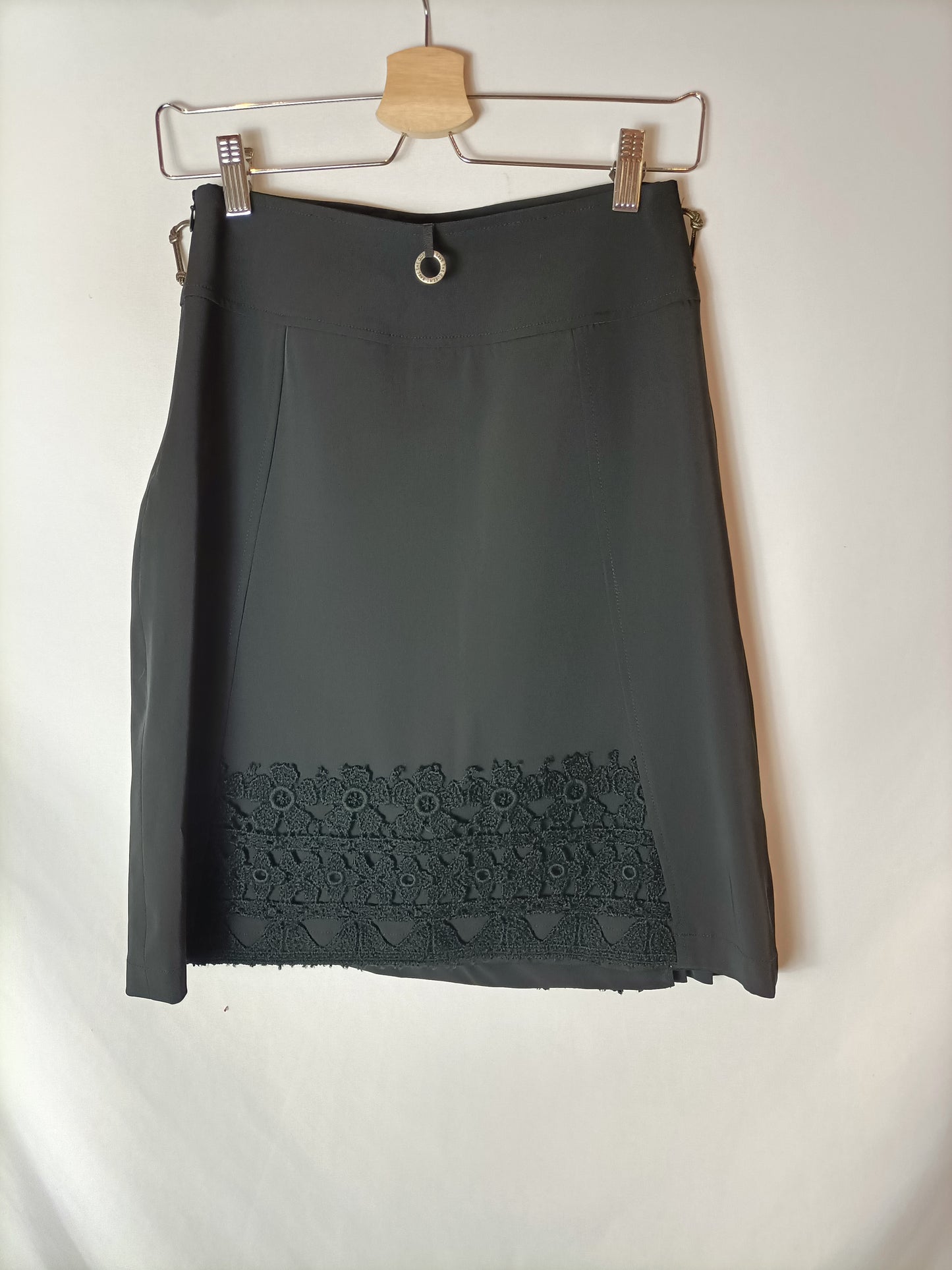 SAVE THE QUENN. Black skirt with waist detail Tm