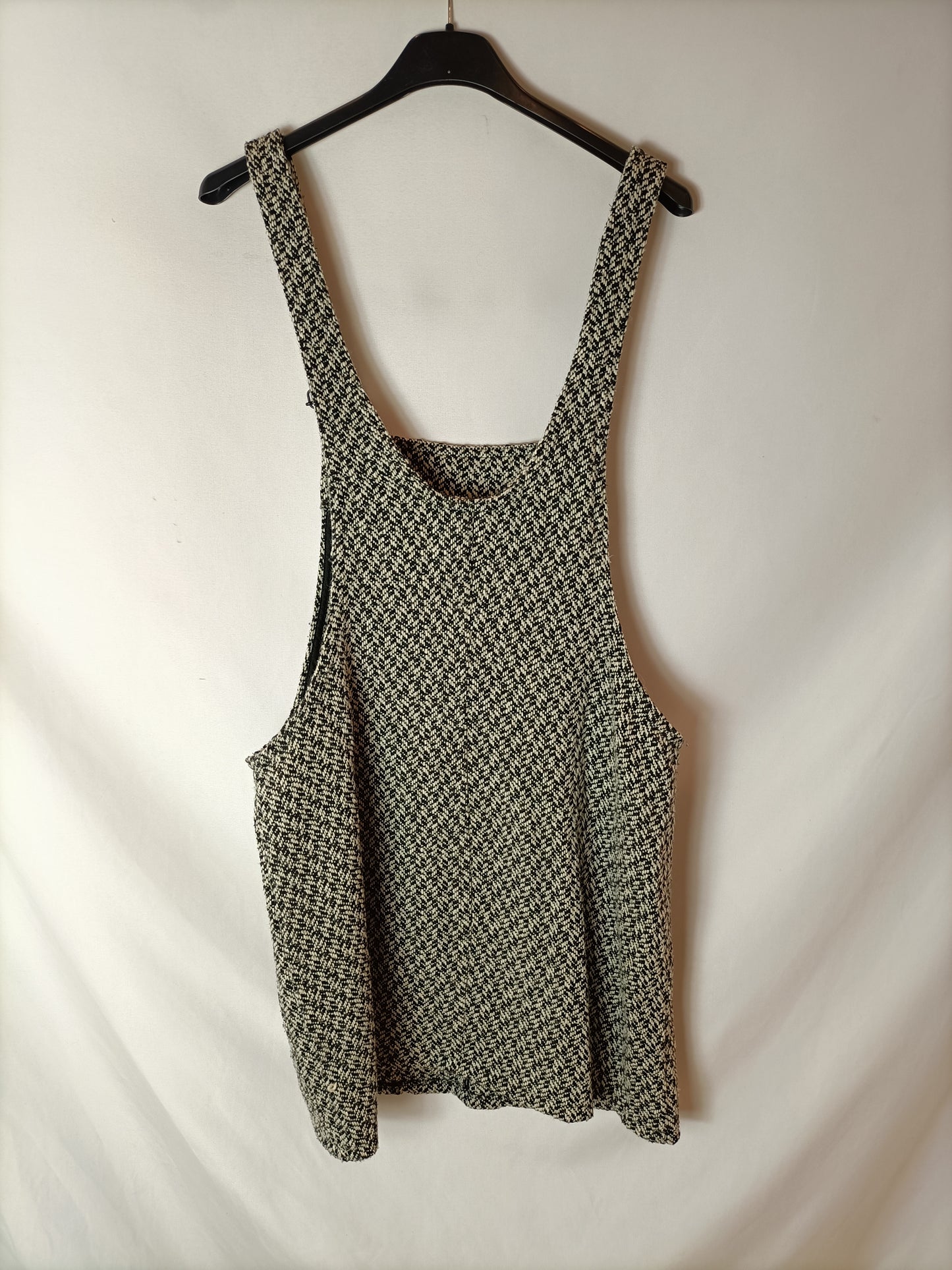 MANGO. Black and white speckled dungarees. TS