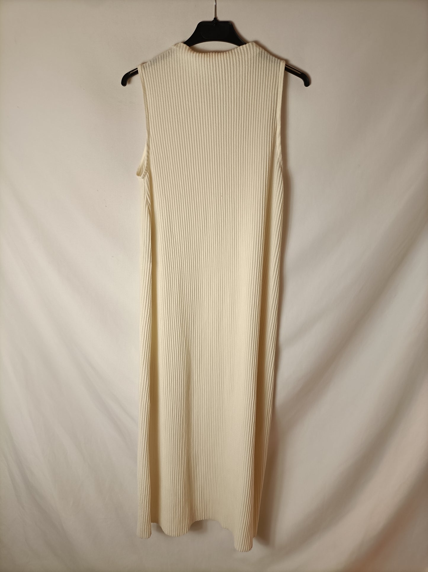 ZARA. Vestido largo canalé T.s