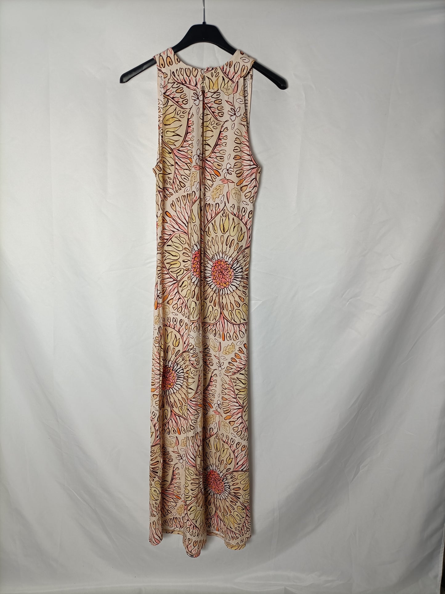 MALIPARMI. Flowing halterneck dress. Size 40