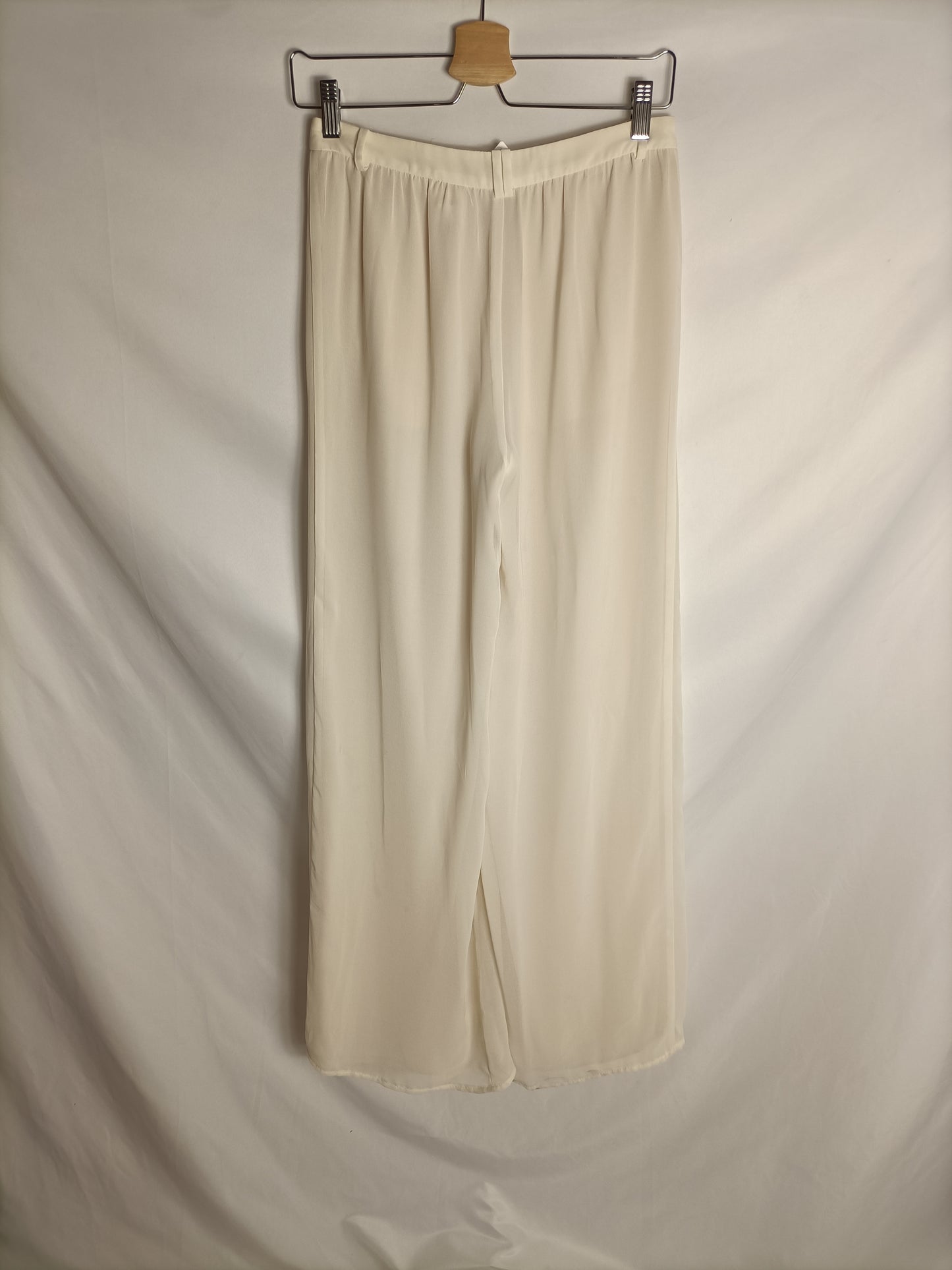 ZARA. Pantalón blanco fluido t. XS
