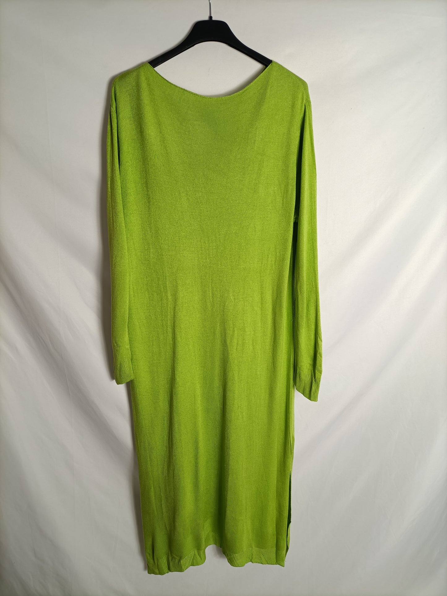 OTHERS. Basic green dress with side slits, size U (L/XL)