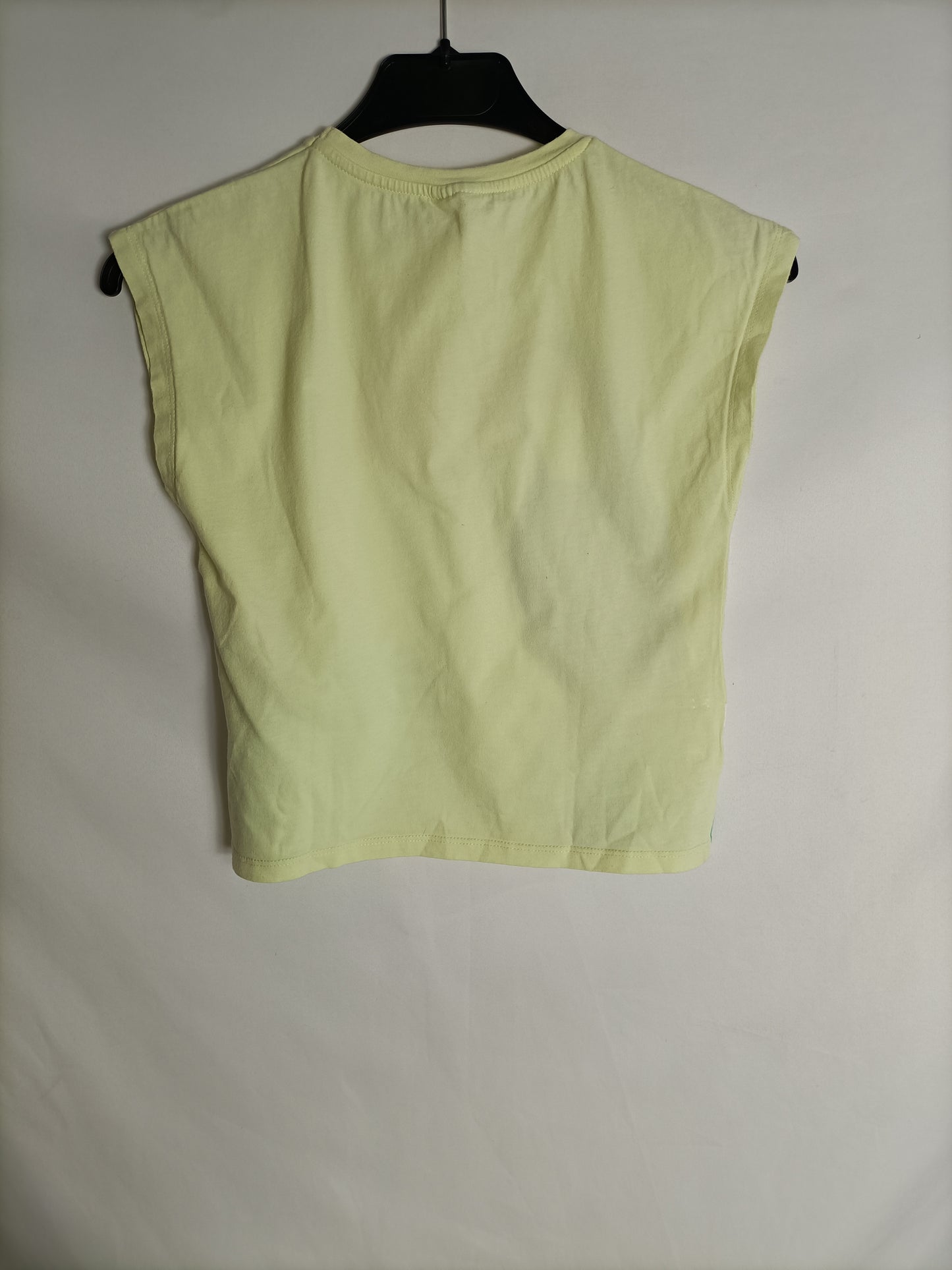 ZARA. Yellow T-shirt, size 8 years