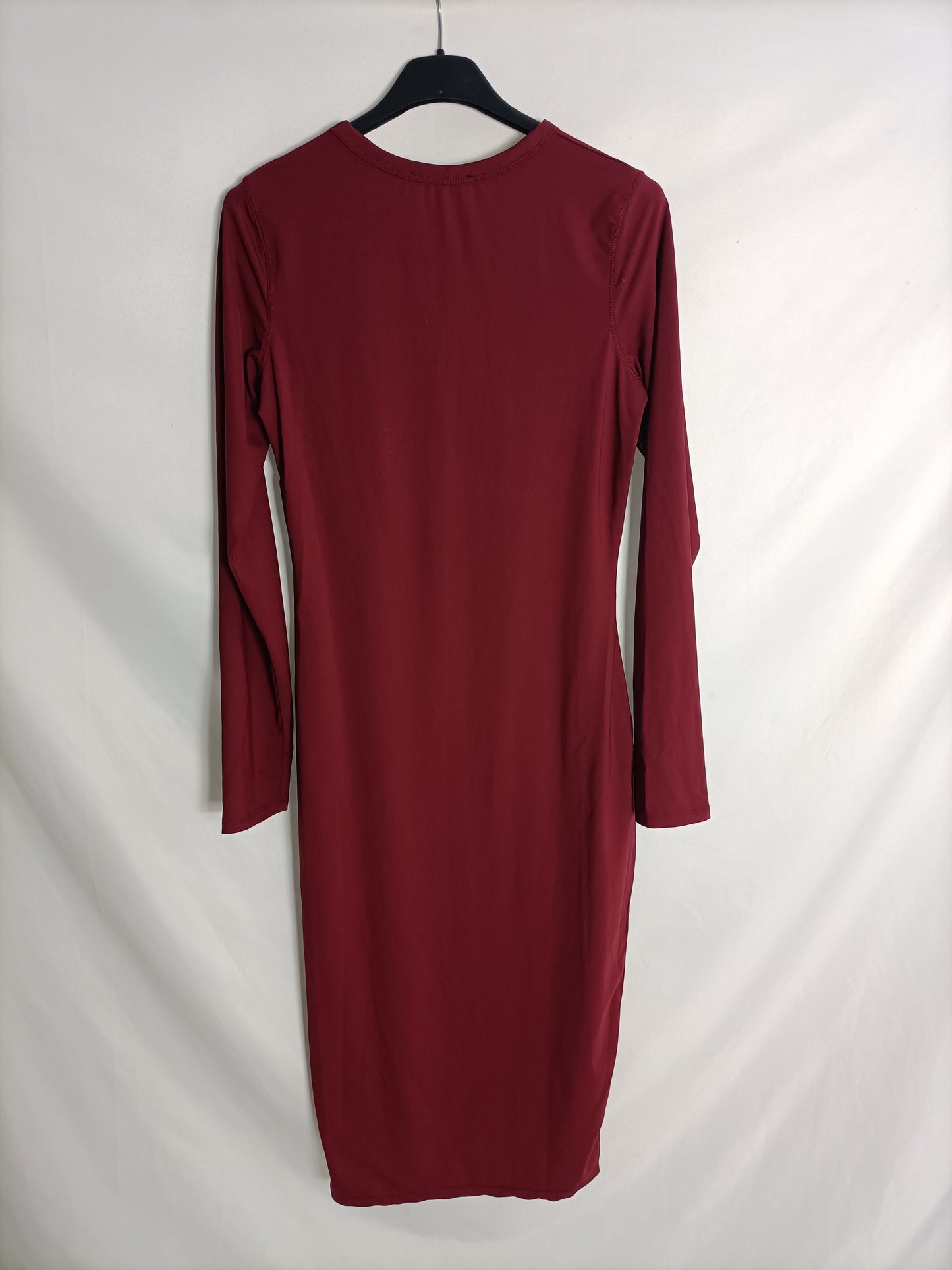 ZARA. Vestido midi burdeos T.m