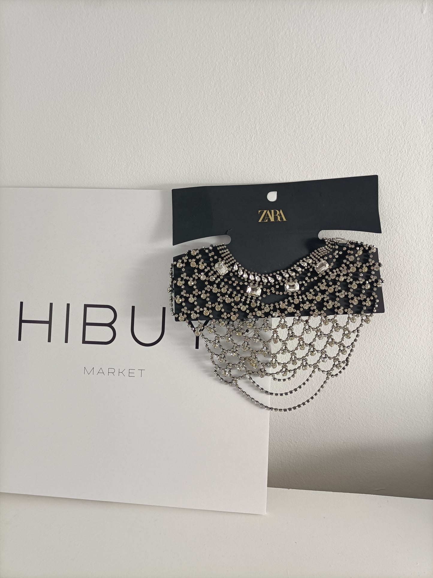 ZARA. Rhinestone necklace