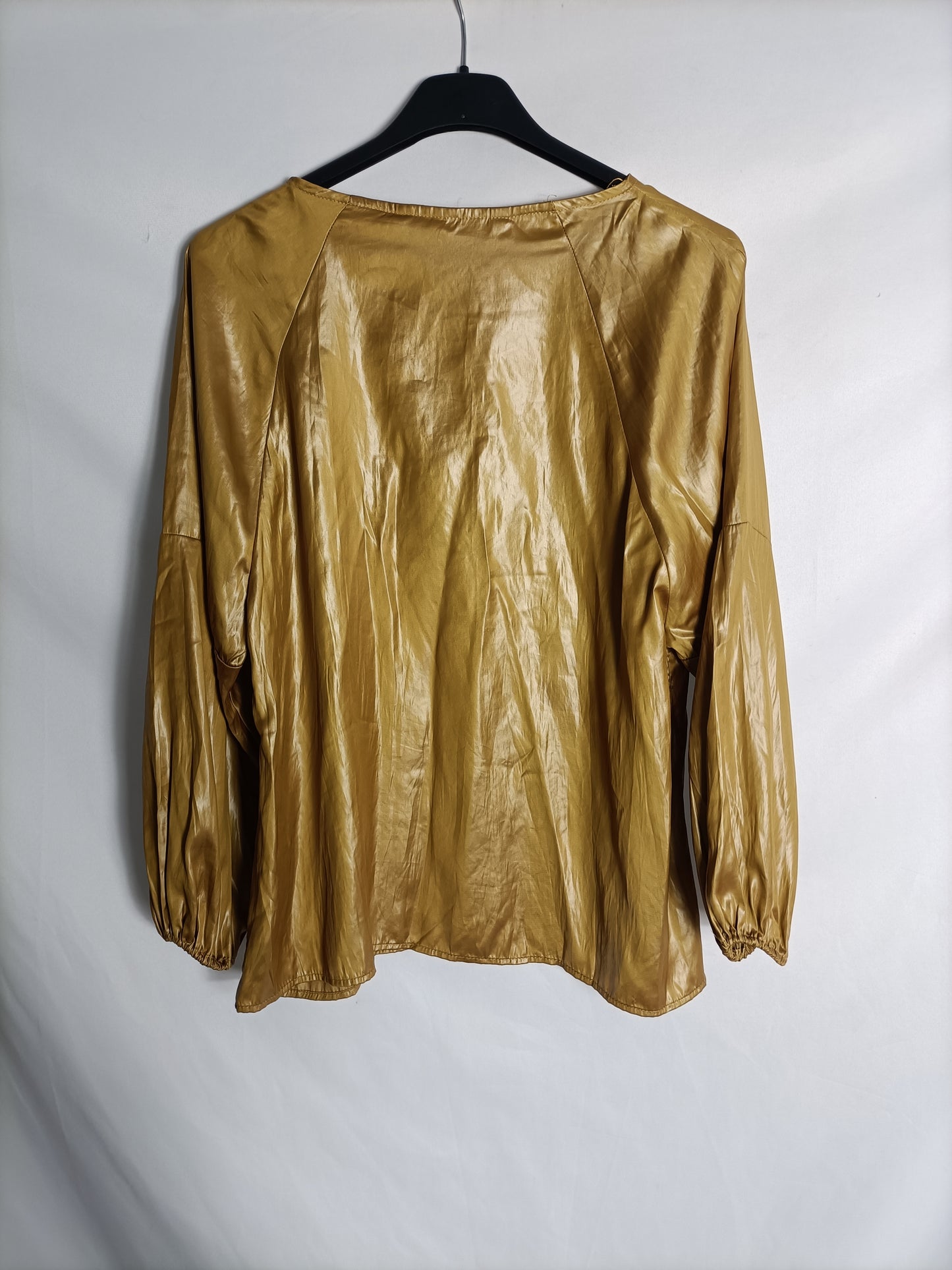 ZARA. Blusa mostaza botones T.s