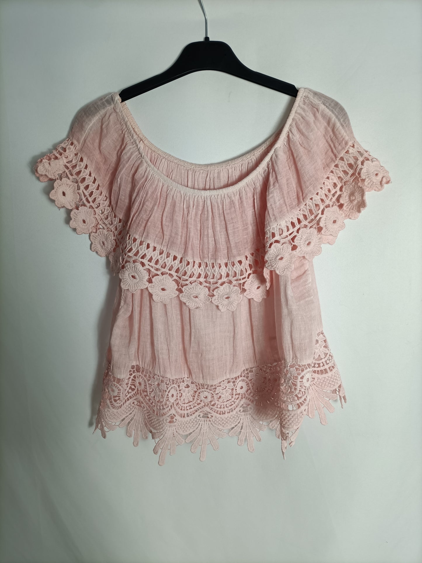 OTRAS. Top rosa detalle encaje T.s/m