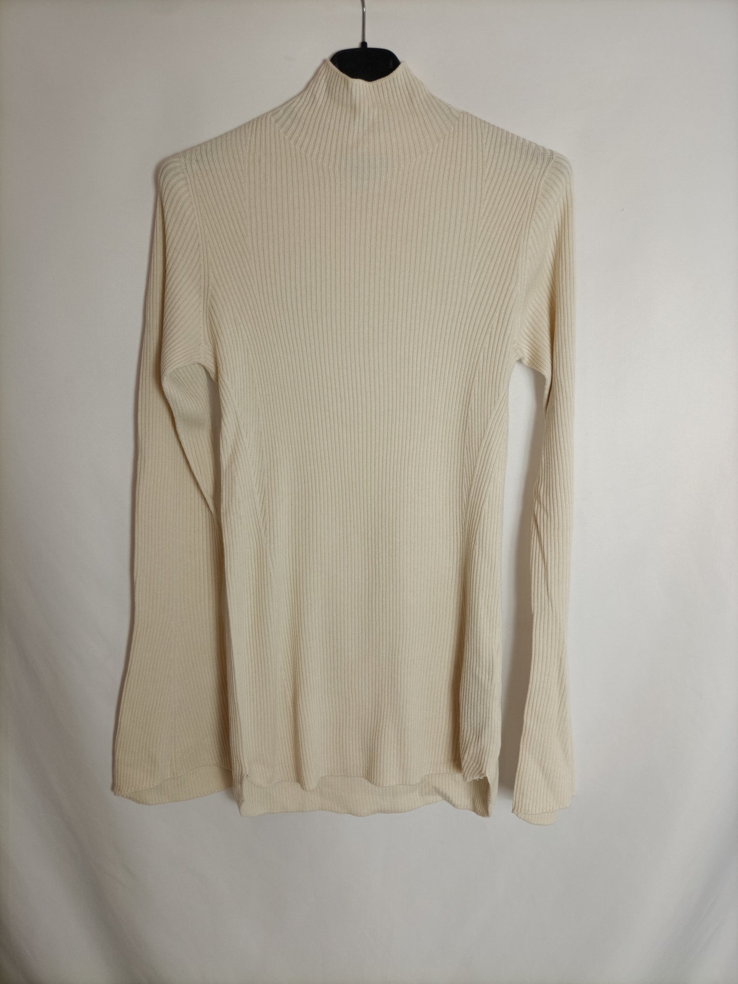 UNIQLO. Jersey canalé beige T.m