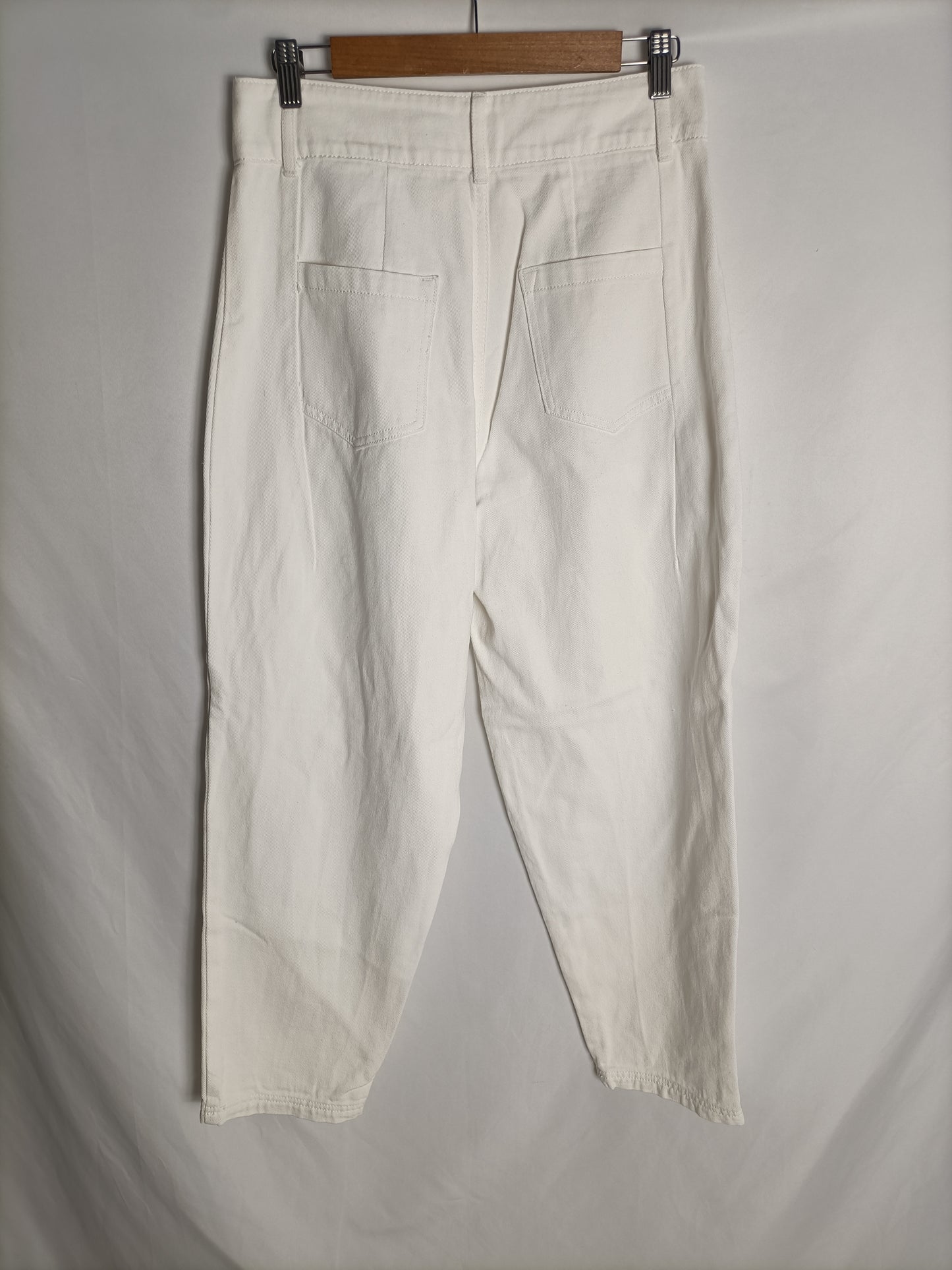 SHEIN. White slouchy denim pants TM