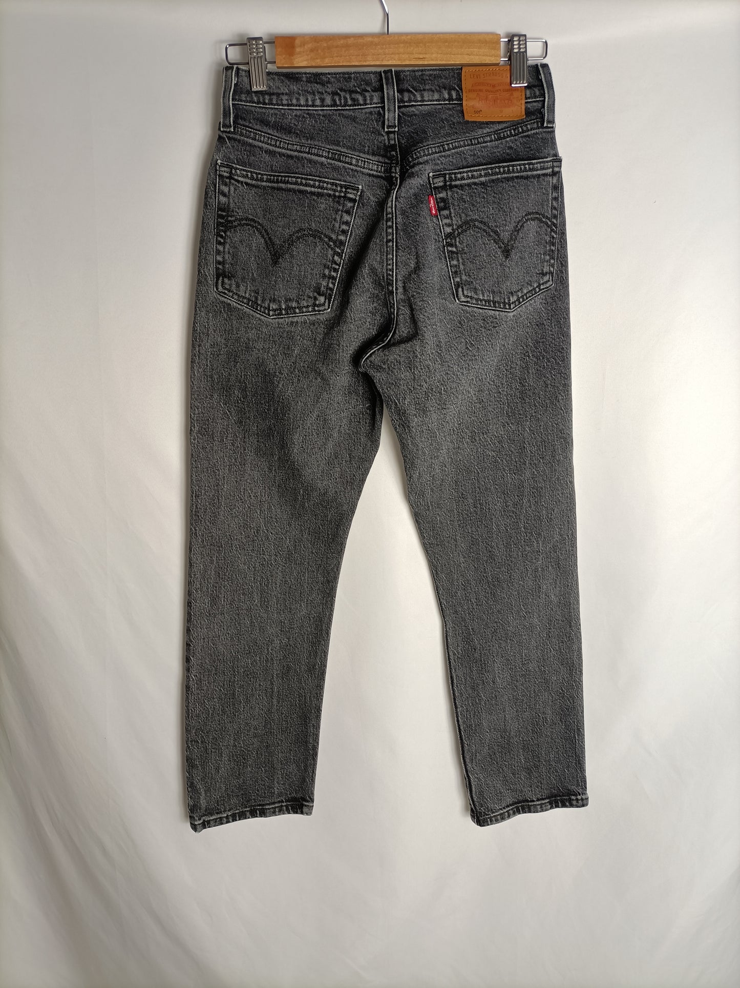 LEVIS. Pantalón denim grises T.u(34)