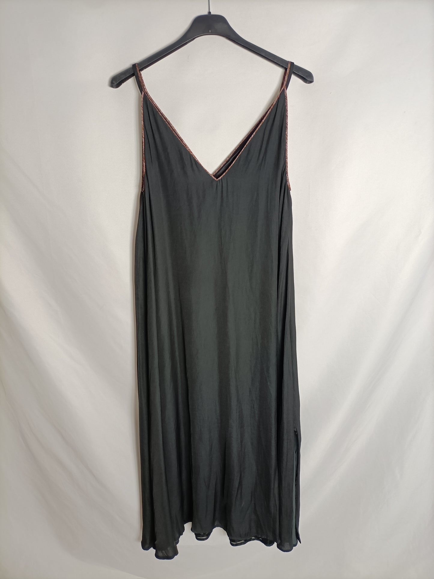 TINTORETTO. Vestido largo negro detalles T.m