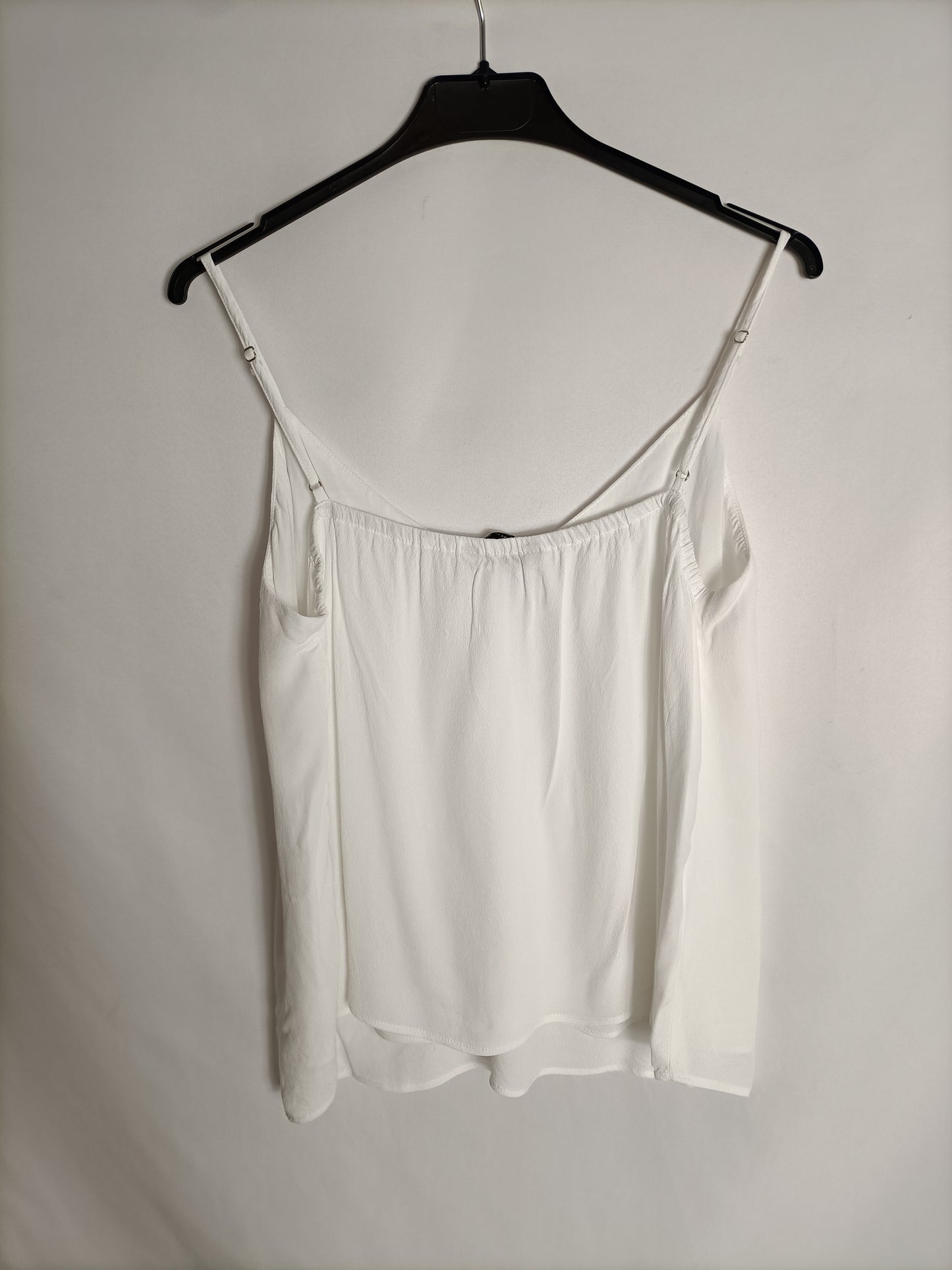 STRADIVARIUS. Top blanco tirantes T.l