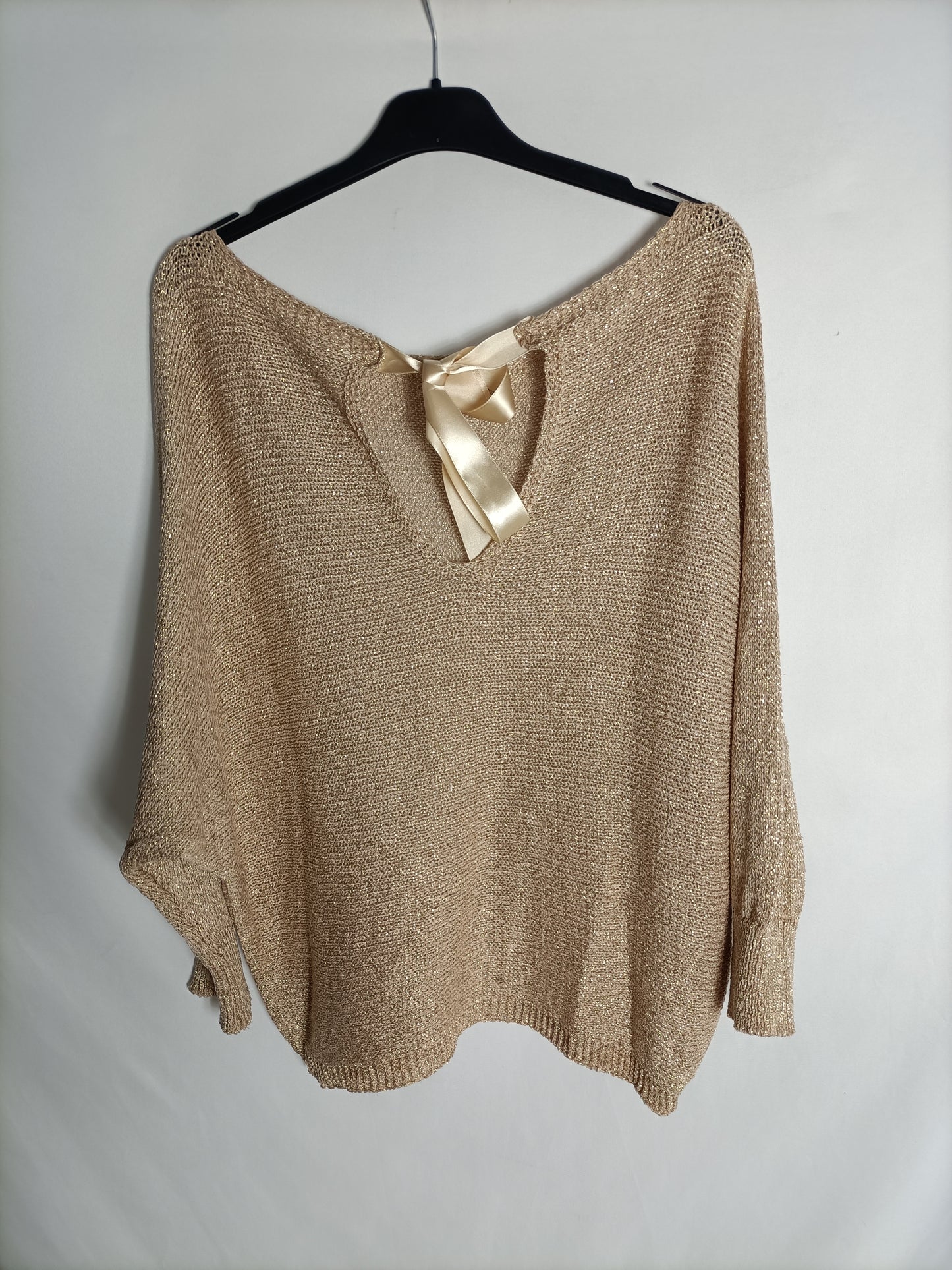 OTHERS. Fine gold sweater YOU (S/M)