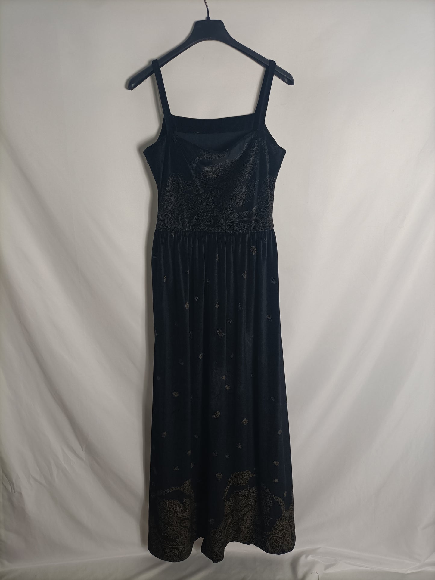 SUN FASHION. Black velvet Tu(l) dress