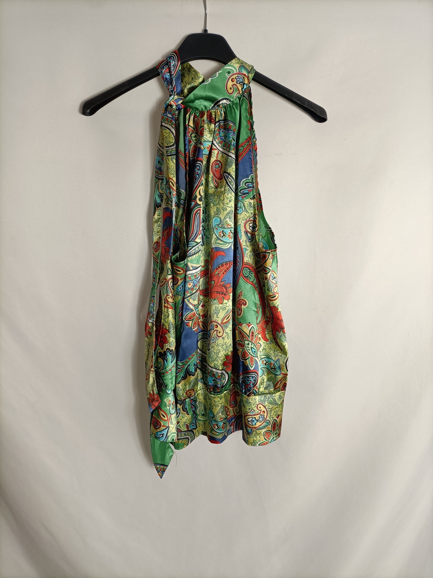 OTRAS. Blusa verde cuello halter Tu(S)