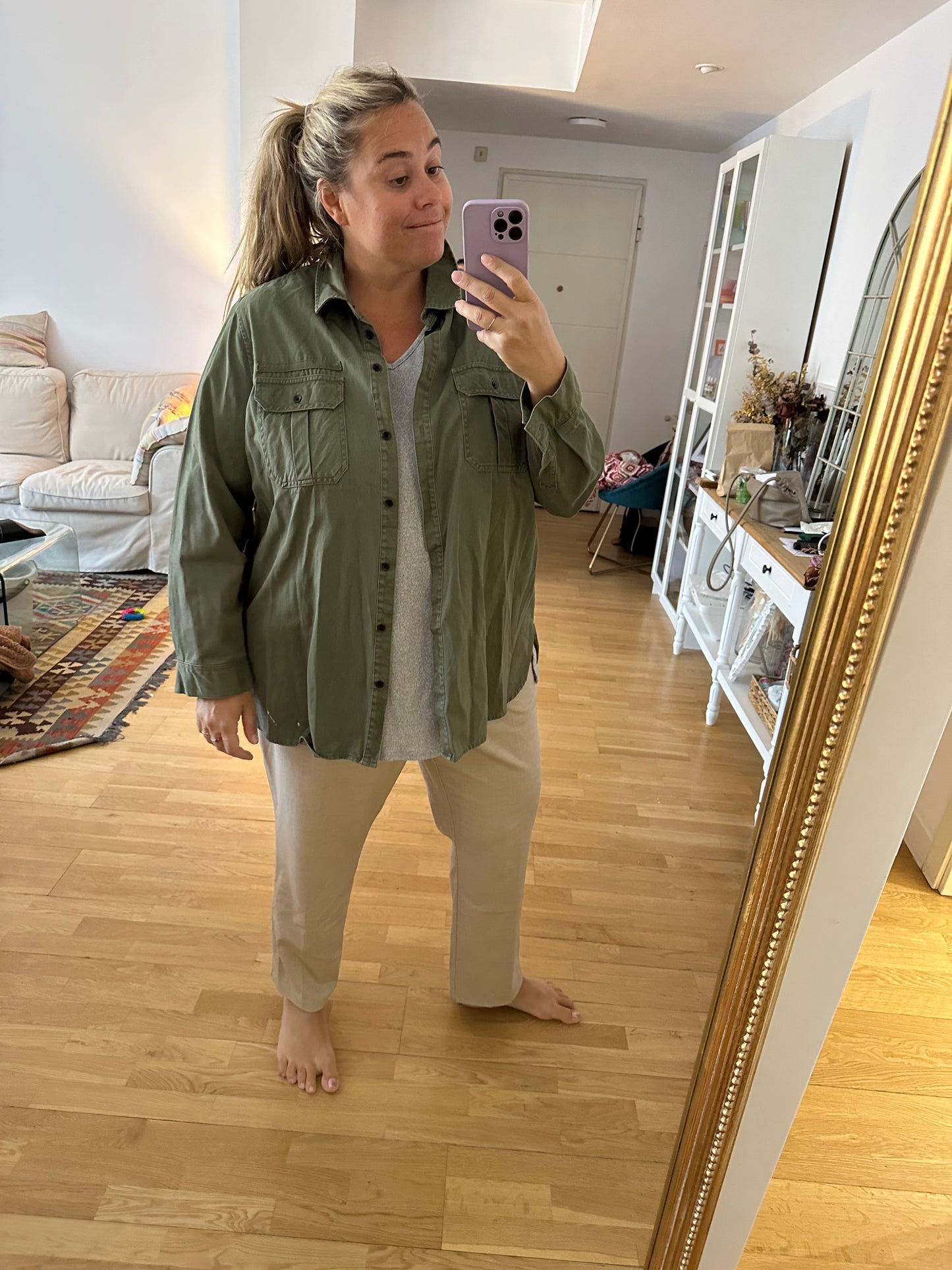 NEW LOOKS. Sobrecamisa verde denim T.52