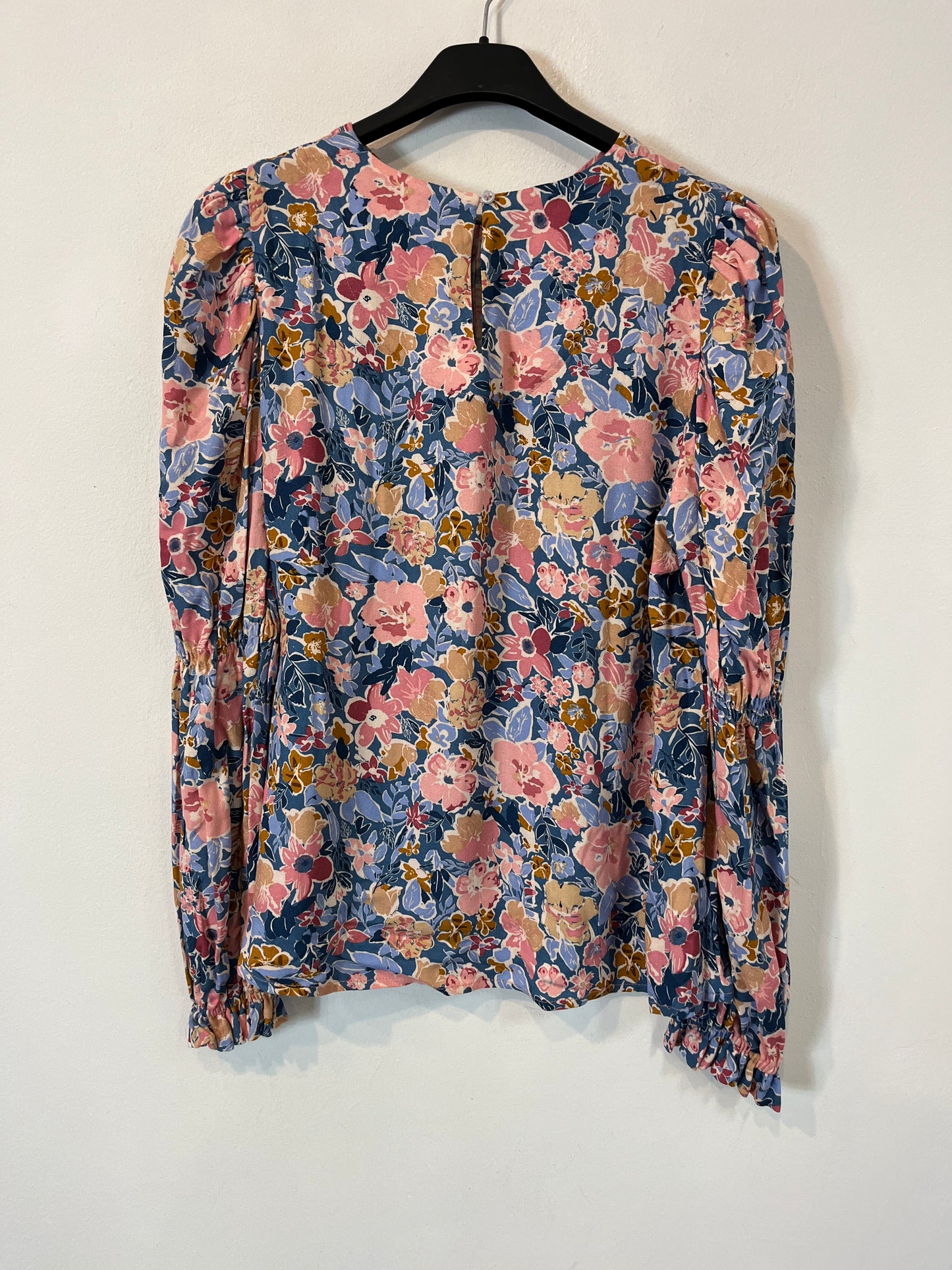 OTHER. Floral print blouse with shoulder detail. TS