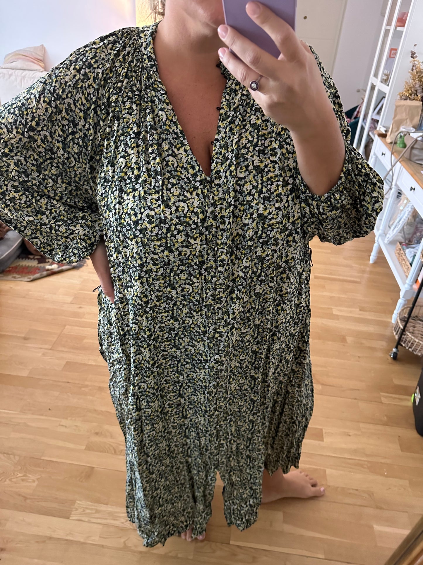 H&M. Black floral dress S.2XL