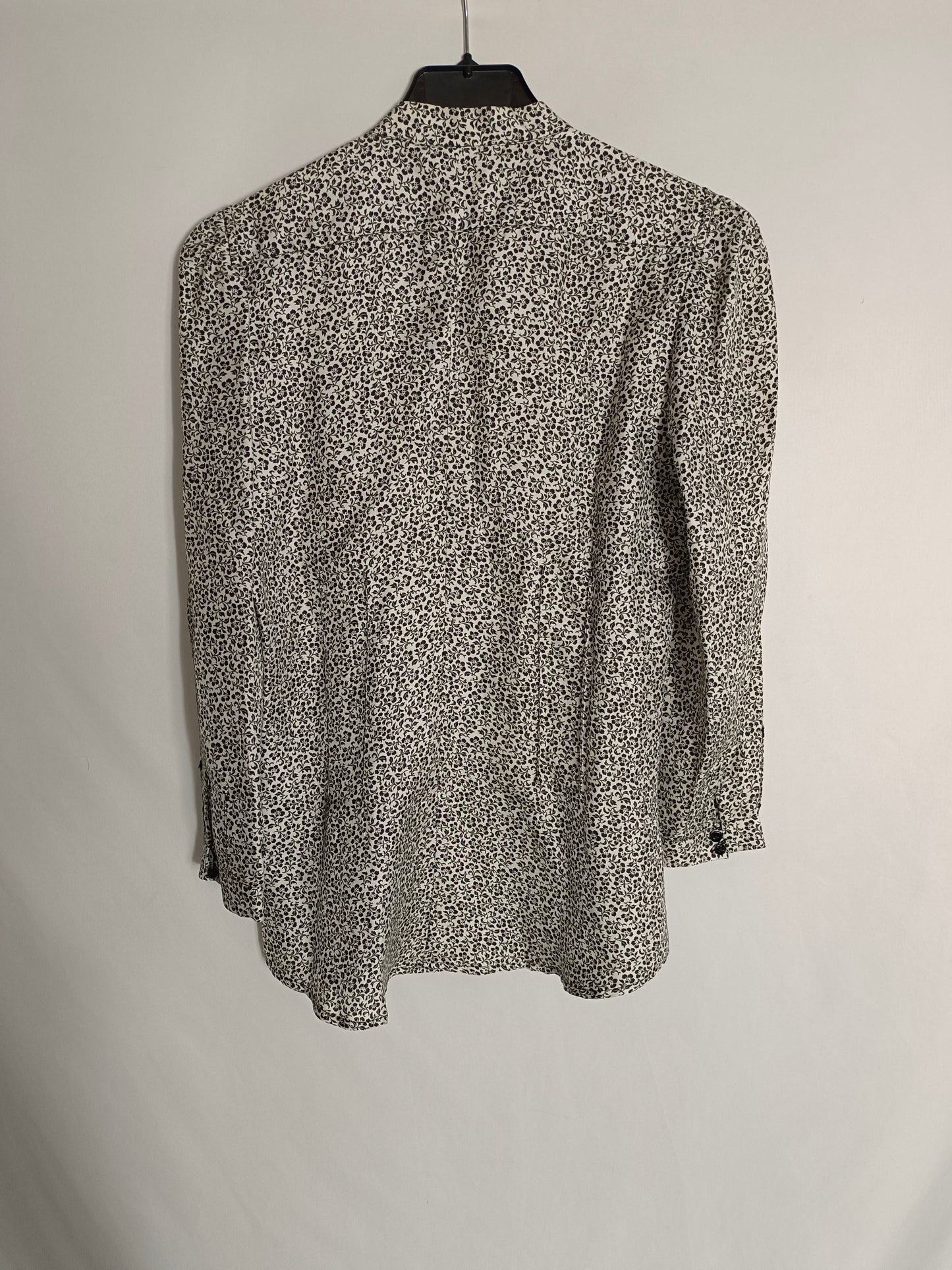 ZARA. White floral blouse T.xs