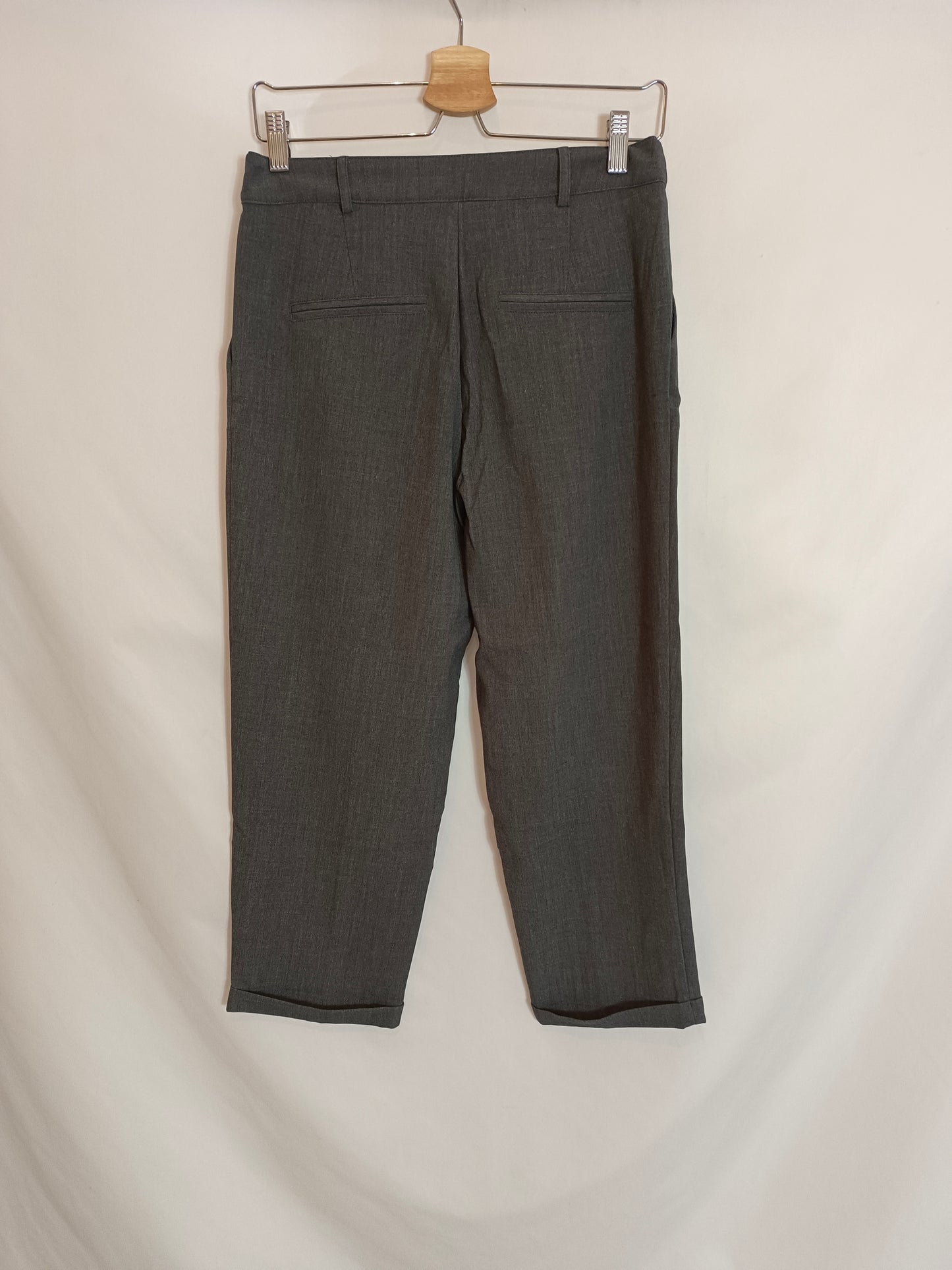 PULL&BAER. Pantalón gris pinzas T.34
