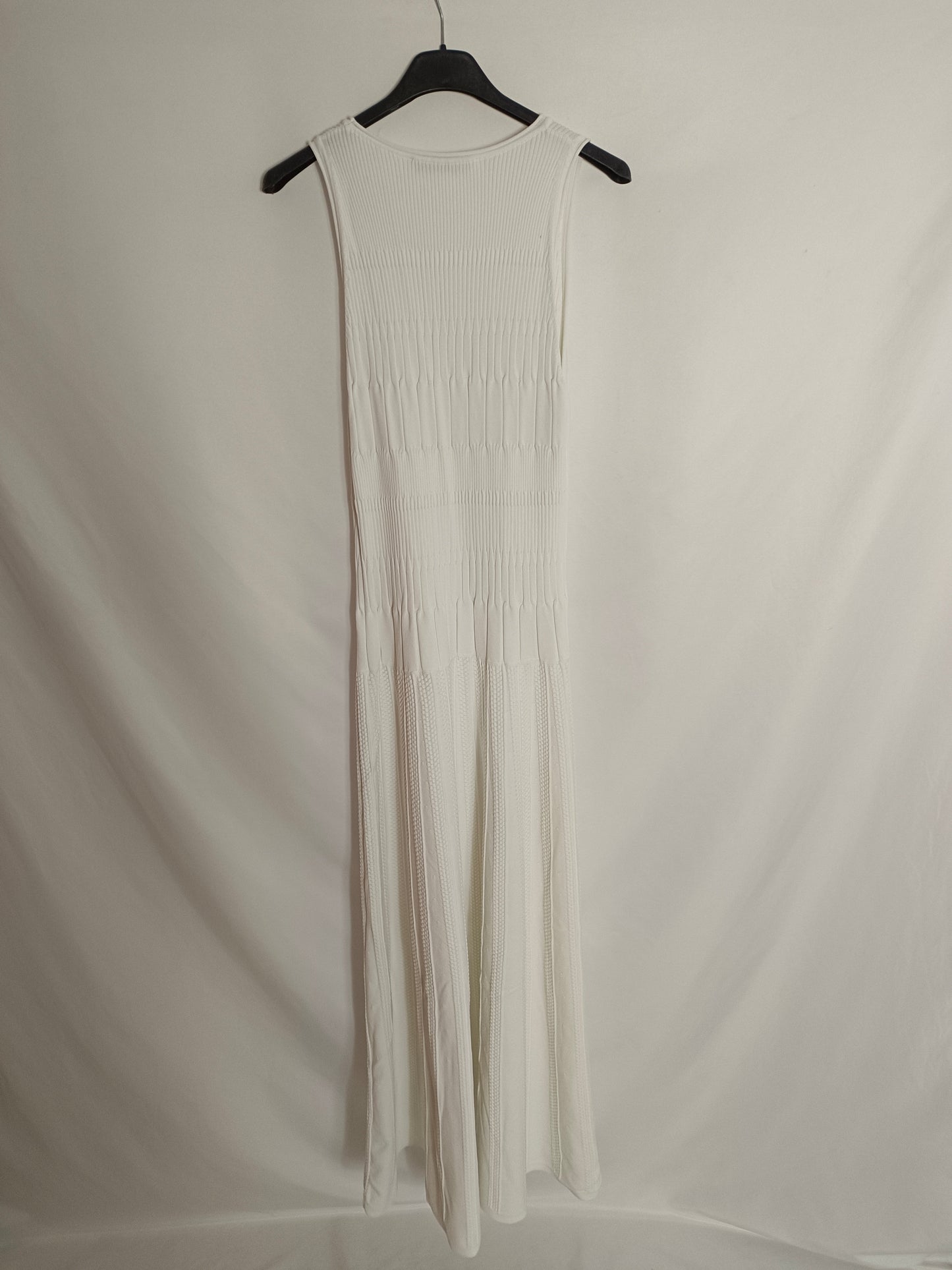 ZARA. Vestido largo punto blanco T.m