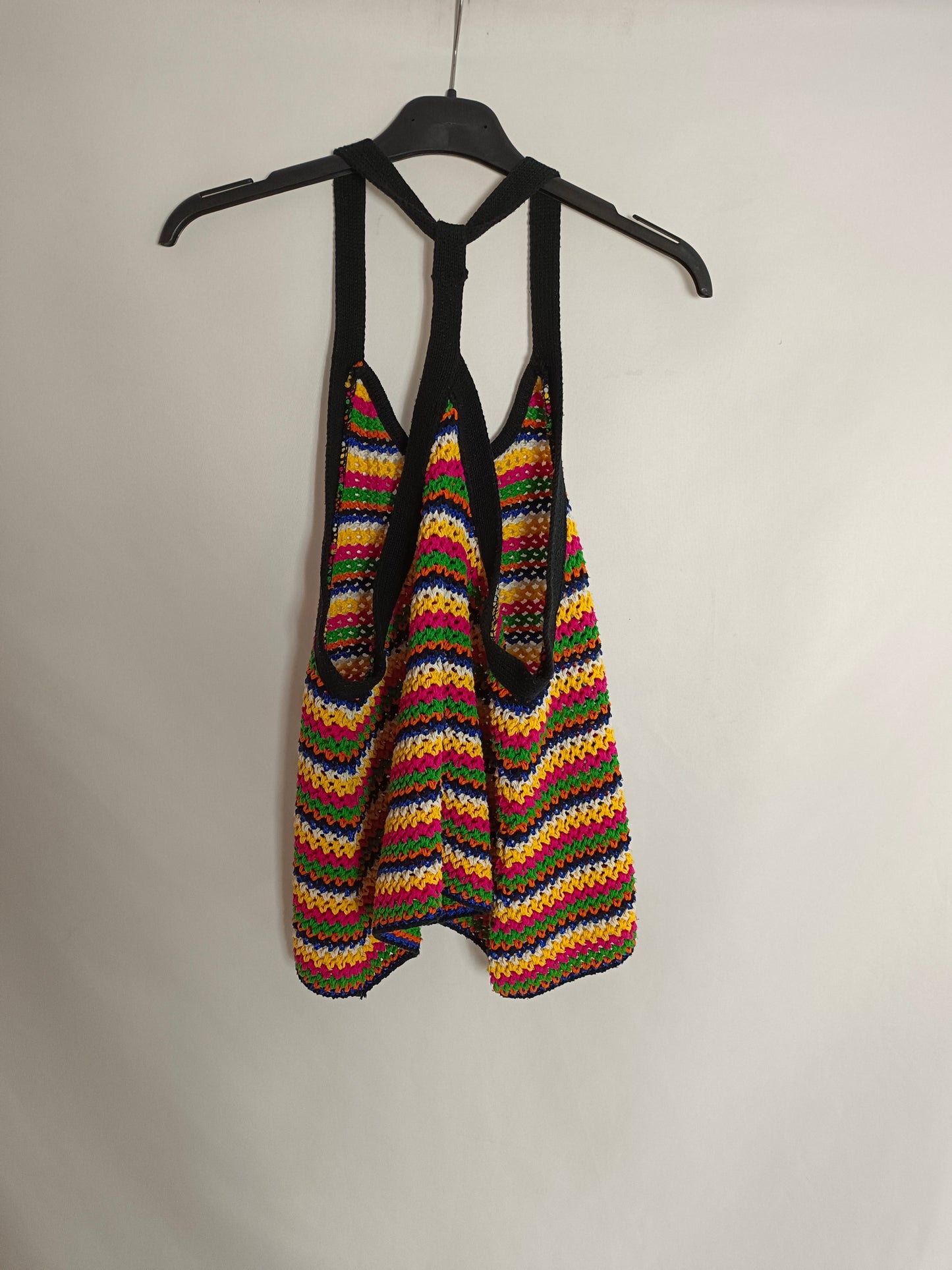 ZARA. top punto colores T.s