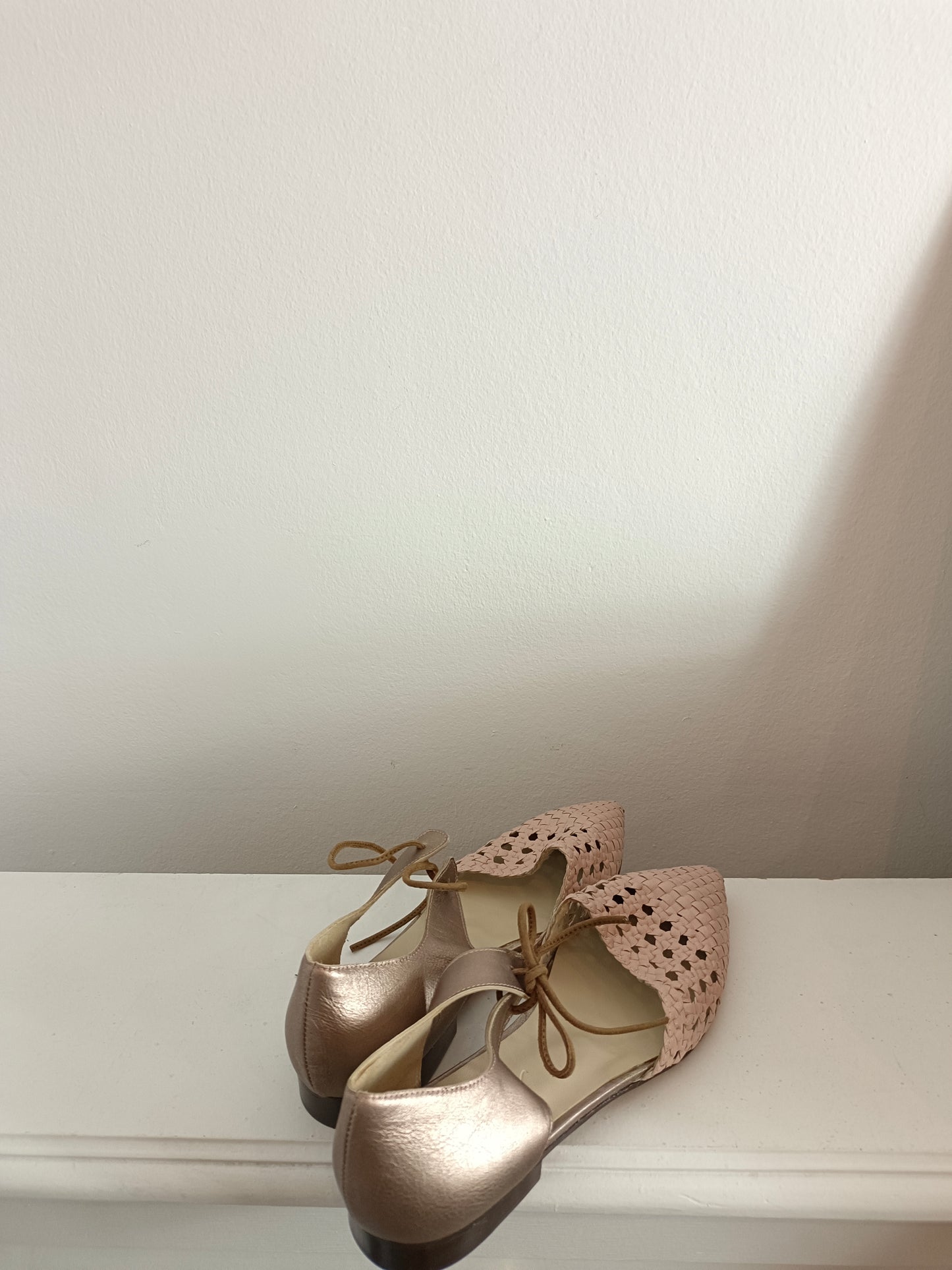 MICUIR. zapatos piel bicolor troquelado T.38