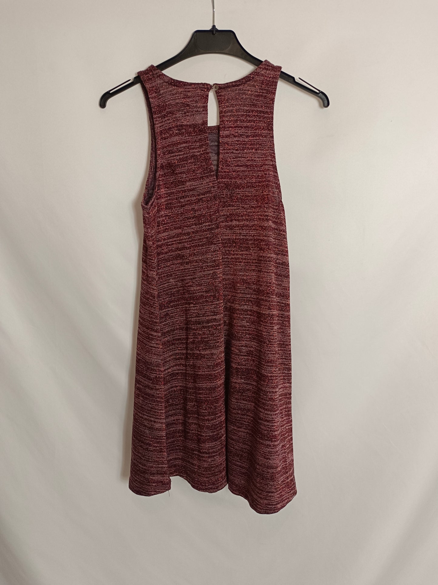 STRADIVARIUS. Vestido corto hilos T.s