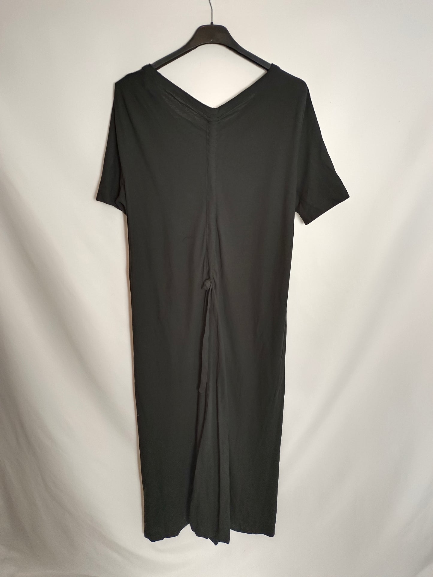 COS. Vestido midi negro elástico T.m