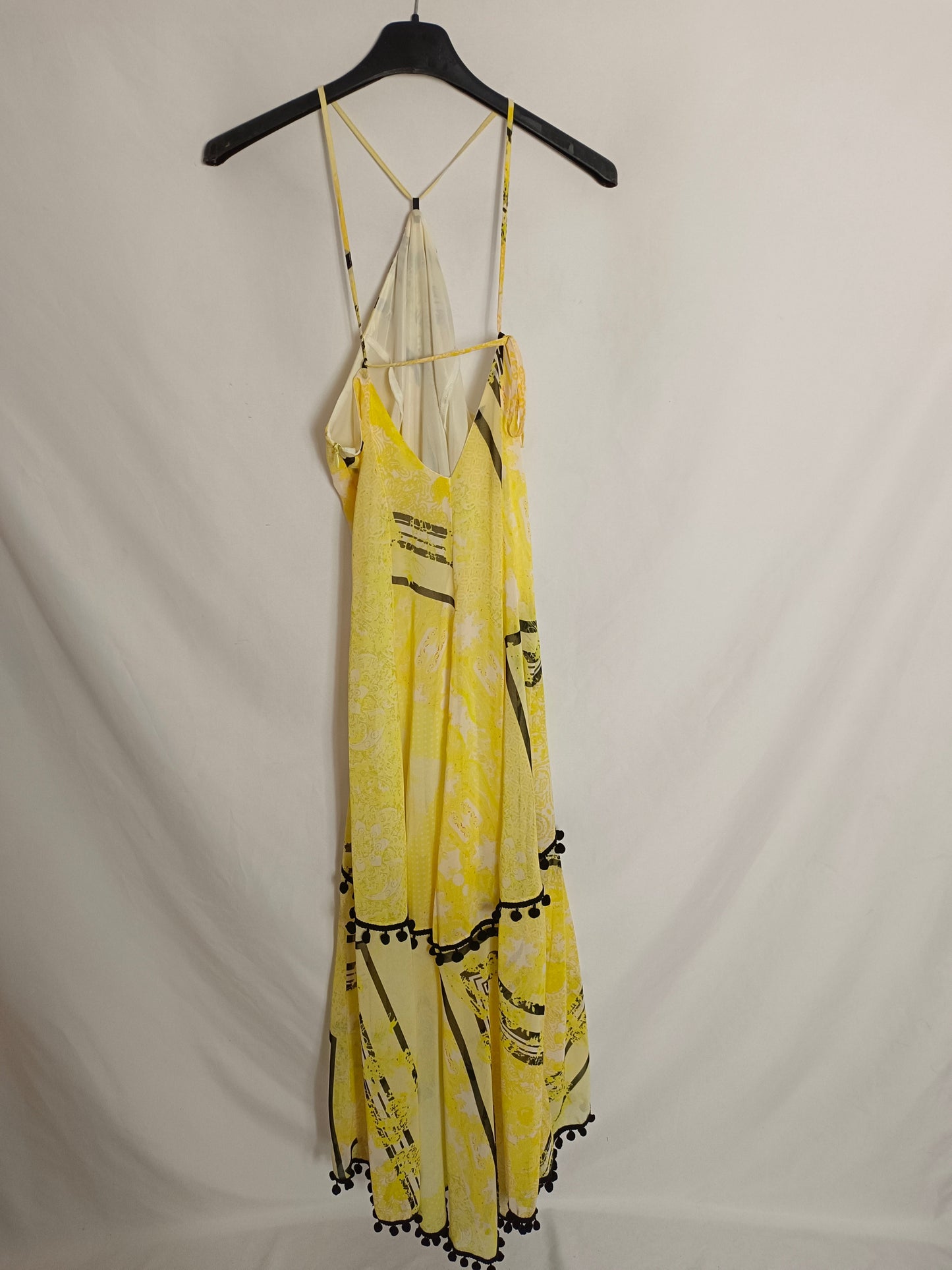 CARHER. Vestido largo amarillo borlas T.m