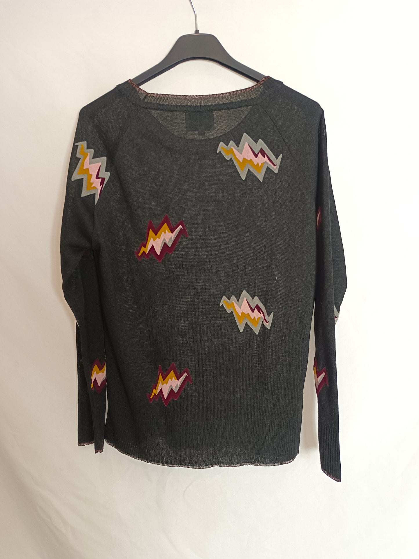 BIMBA Y LOLA. Jersey negro rayos T.s