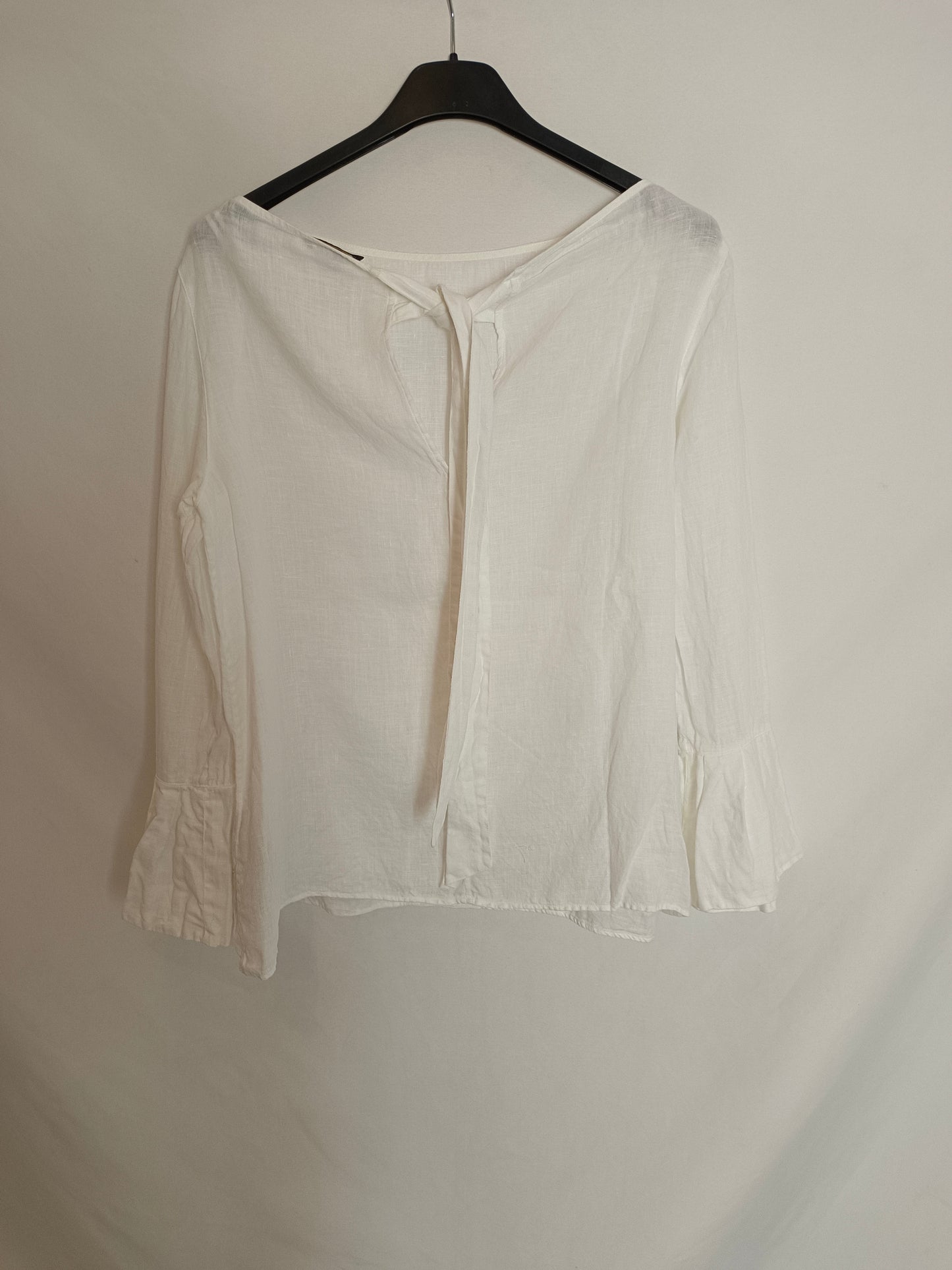 MASSIMO DUTTI. Blusa blanca lino T.38