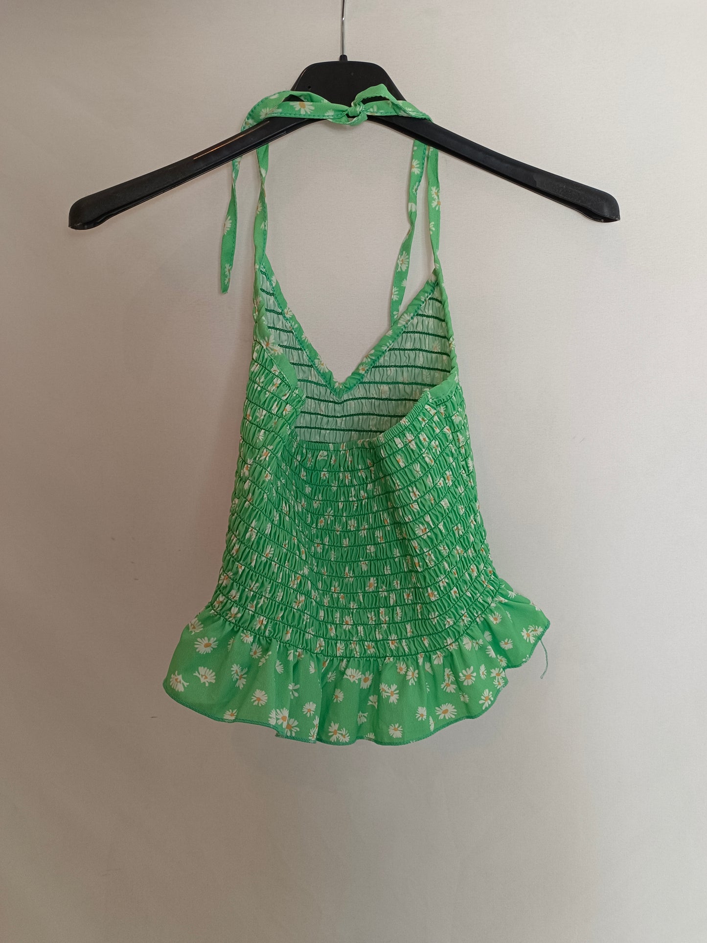 OTRAS. Croptop verde flores Tu(xs)