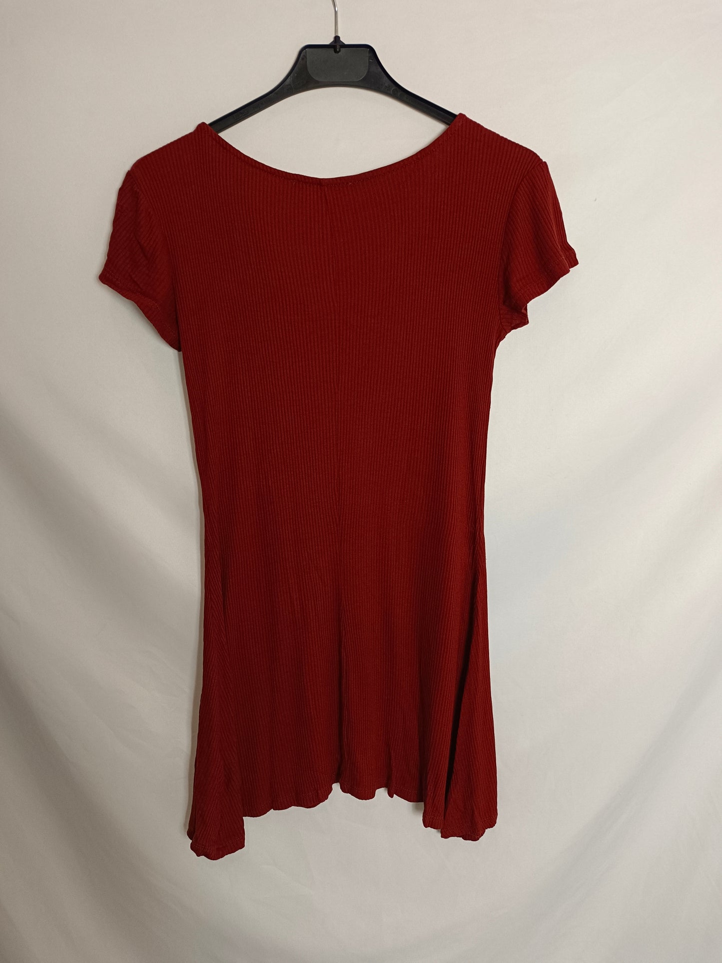 PULL&BEAR. Top teja largo botones. T.S